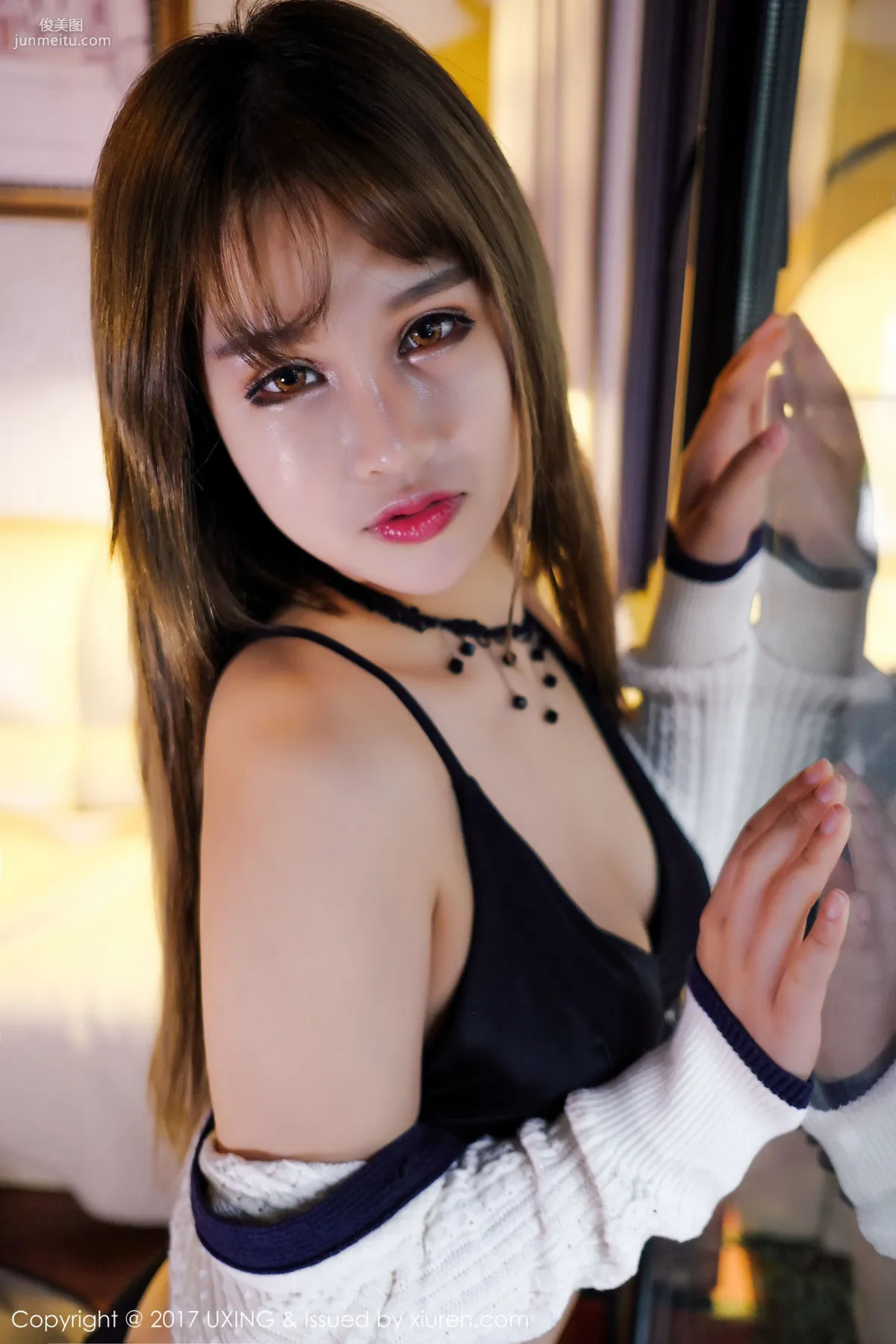 Dou Dou: UXING Vol. 049 photo 10