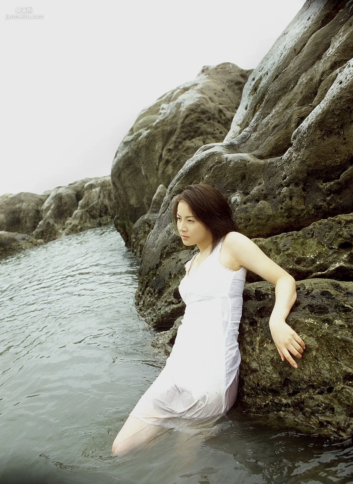 [NS Eyes] SF-No.197 Akiko Kinouchi 木内晶子 寫真集 38