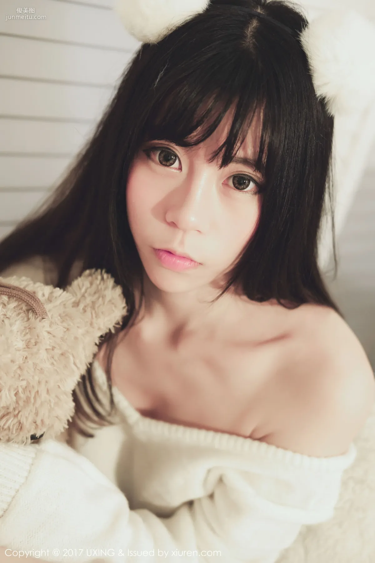 Yo Jiang: UXING Vol. 048 photo 4