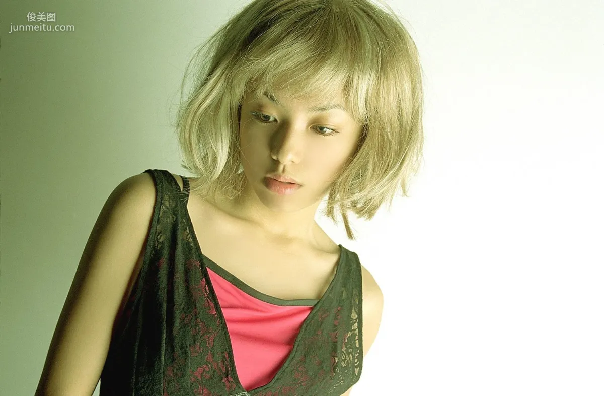 [NS Eyes] SF-No.200 Rina Uchiyama 内山理名 寫真集 13