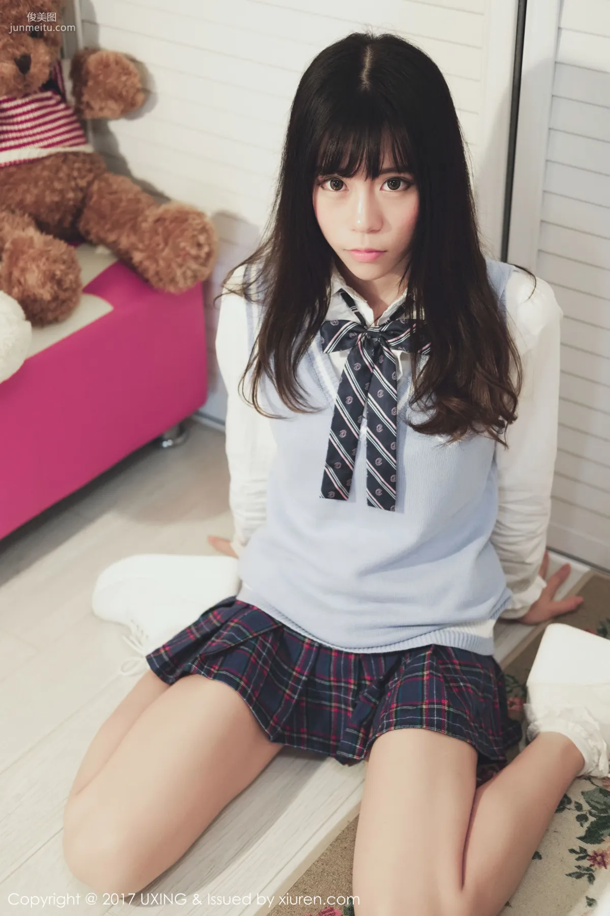 Yo Jiang: UXING Vol. 048 photo 23