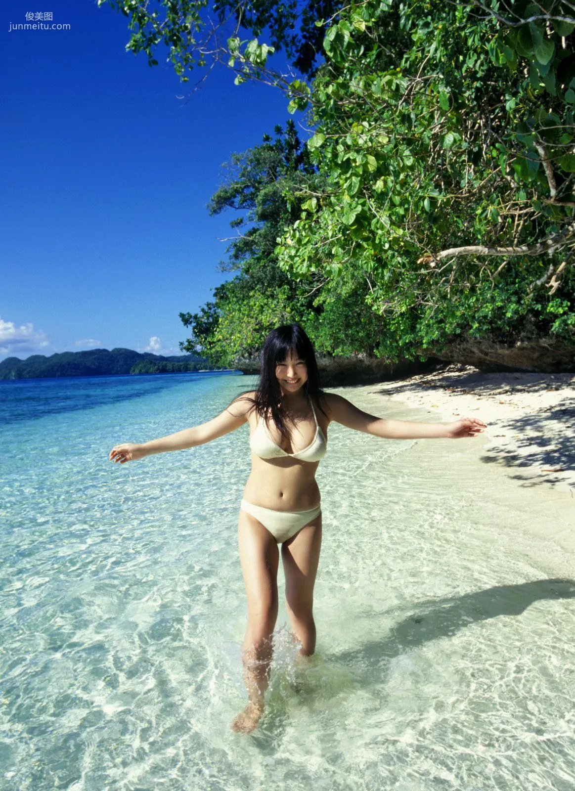 [NS Eyes] SF-No.329 Saori Yamamoto 山本早织 写真集1