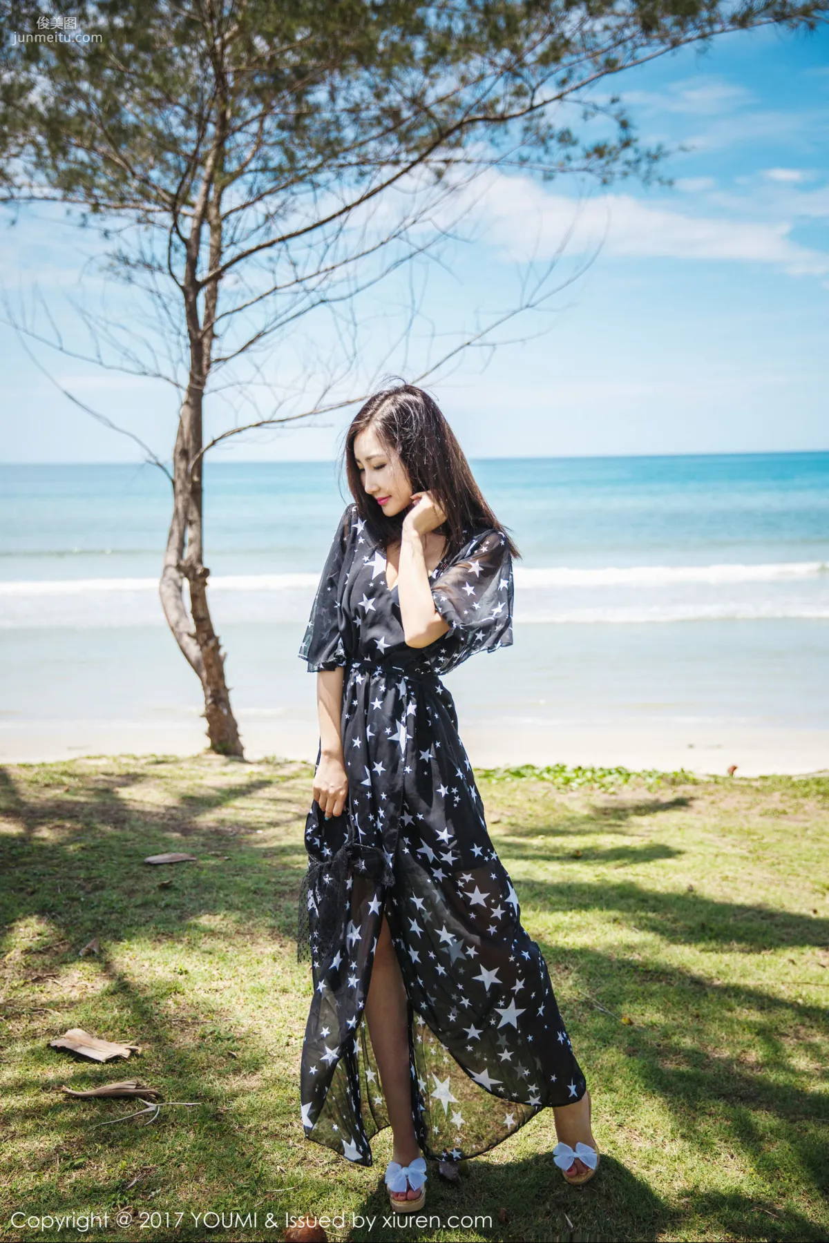 Yumi- Youmei, Refreshing Sea Breeze and a Beautiful Person [YouMi] Vol.039 Photo Set photo 13