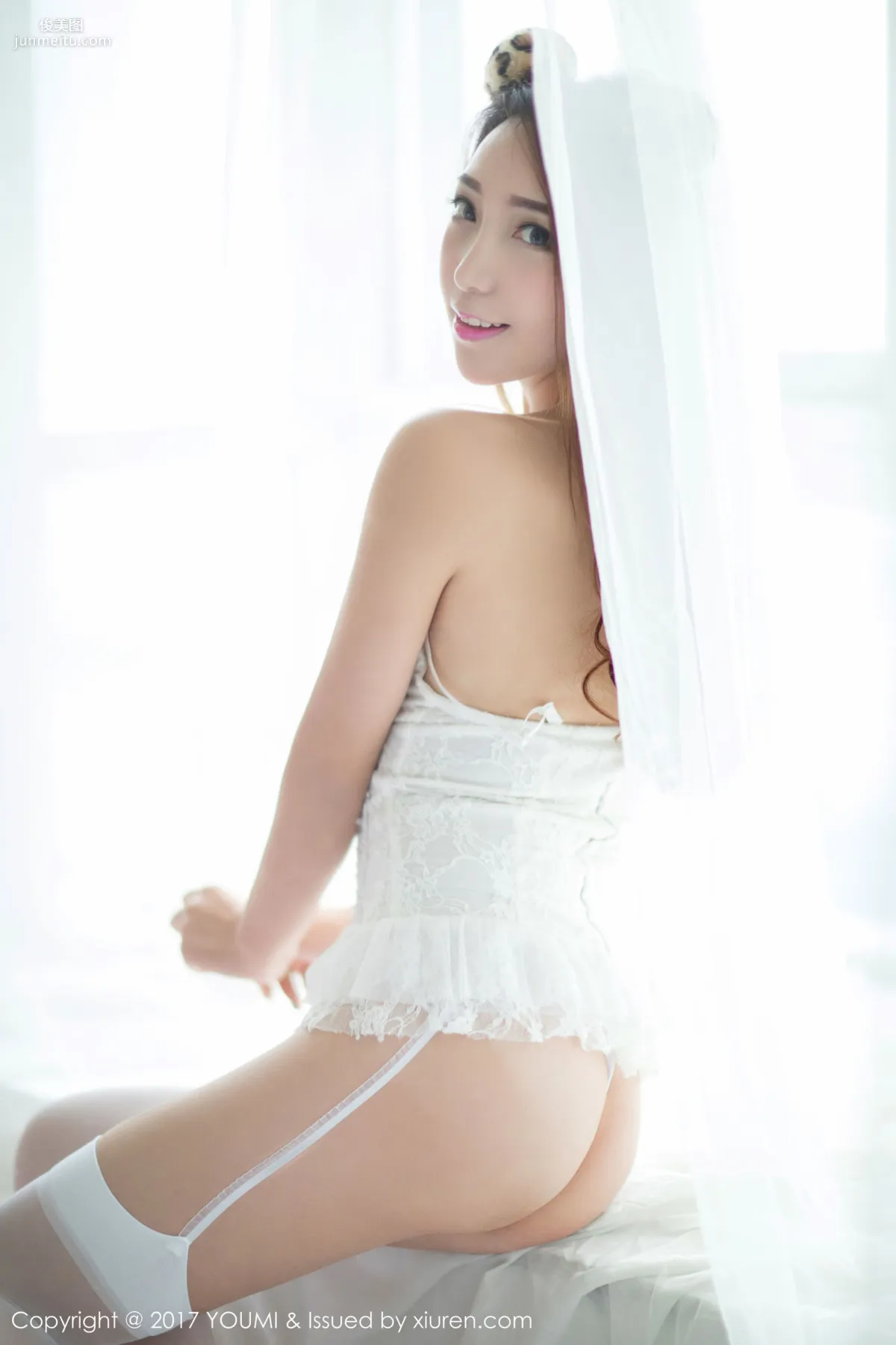 Huang Xinyuan, Beautiful Breasts Allure [YouMi] Vol.011 Photo Set photo 41