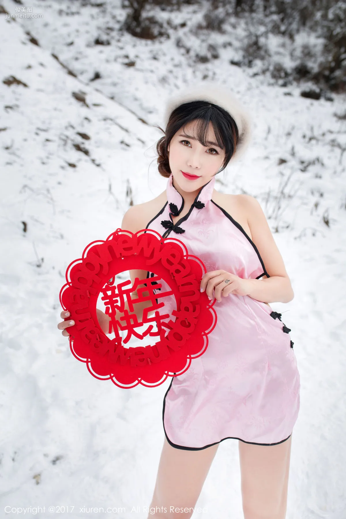 Dou Douliang New Year Greetings [XiuRen] No.686 Photo Set photo 2