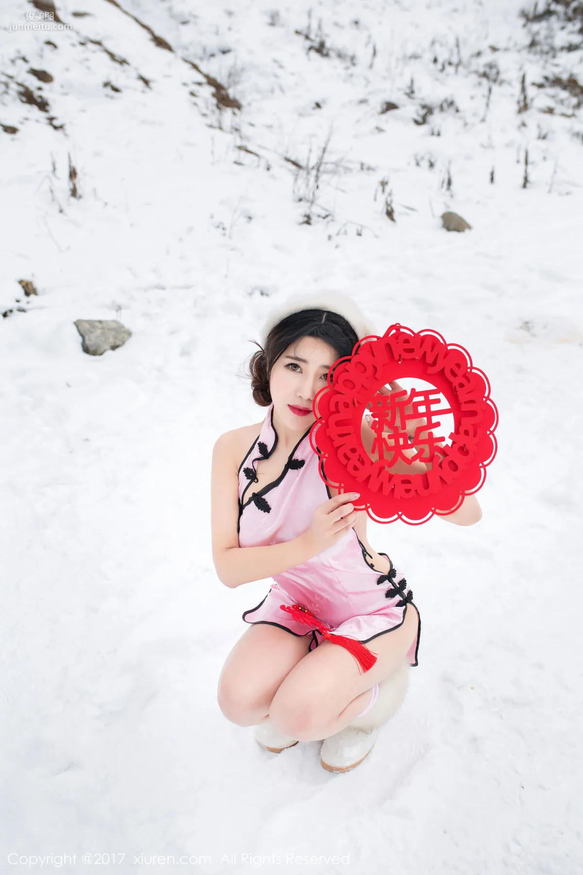 Dou Douliang New Year Greetings [XiuRen] No.686 Photo Set photo 13