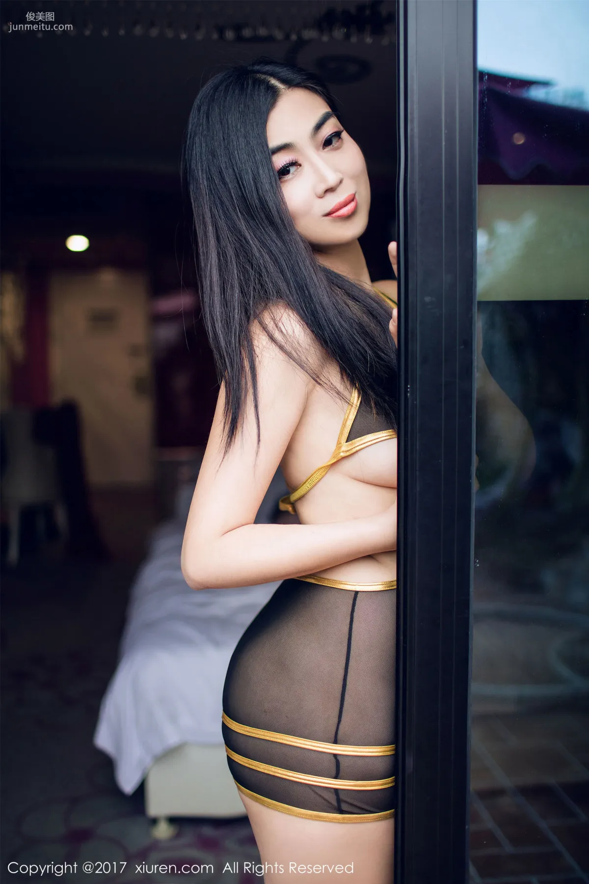Yu Xi Fragrant and Sexy Large-Scale Seductive Body [XiuRen] No.719 Photo Set photo 7