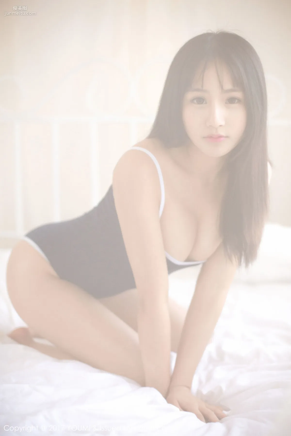 Siqi Sukiiii, Open-Back Sweater and School Swimsuit [YouMi] Vol.038 Photo Set photo 38