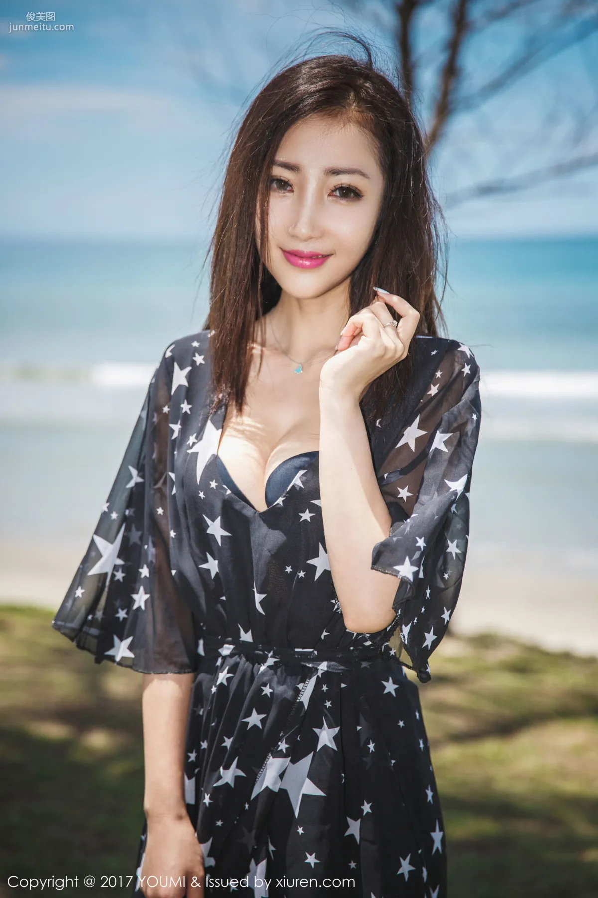 Yumi- Youmei, Refreshing Sea Breeze and a Beautiful Person [YouMi] Vol.039 Photo Set photo 11