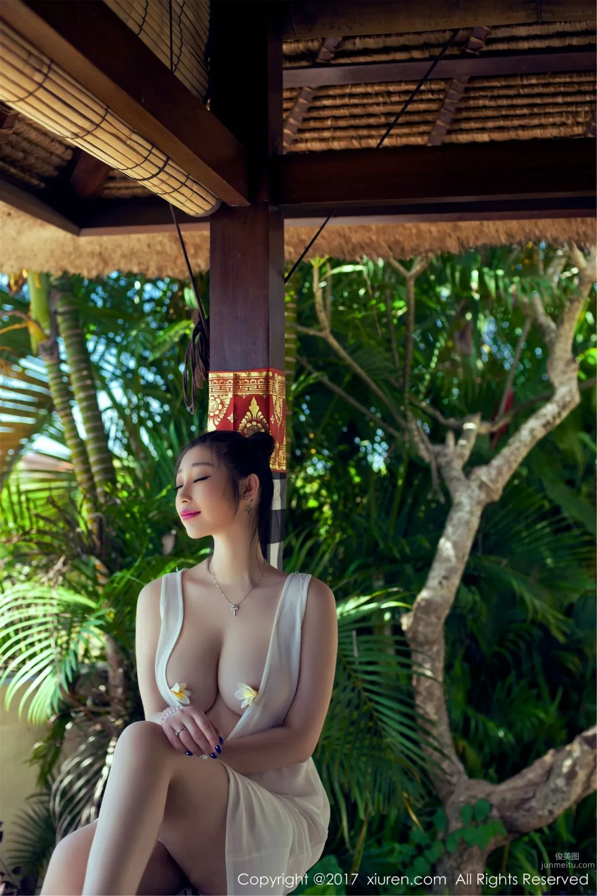 Daji Toxic 'Deep V Open-Chest Long Dress + Black Bikini' [XiuRen] No.750 Photo Set photo 19