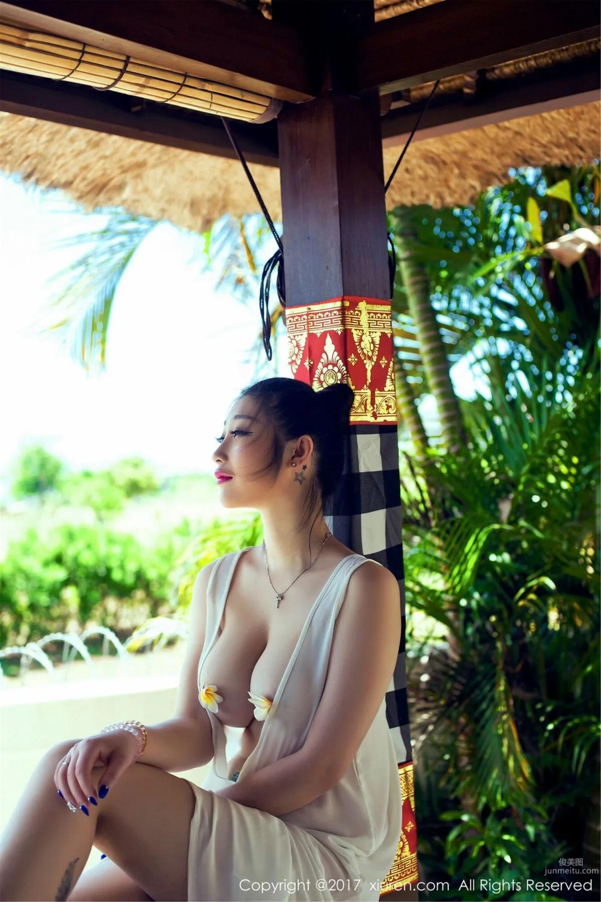 Daji Toxic 'Deep V Open-Chest Long Dress + Black Bikini' [XiuRen] No.750 Photo Set photo 21