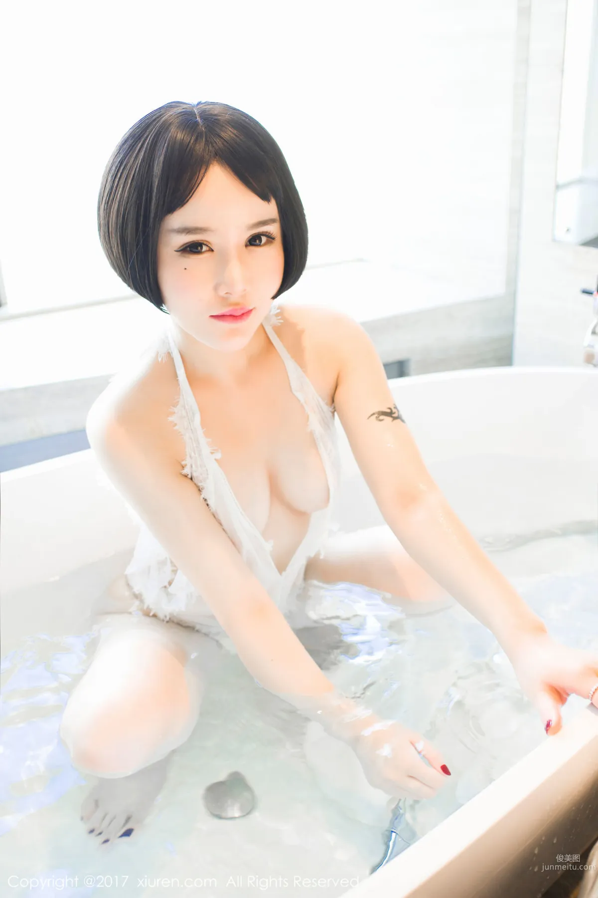 You Xi, Lace Bathtub Wet Body + Pink Embroidered Lingerie [XiuRen] No.770 Photo Set photo 11