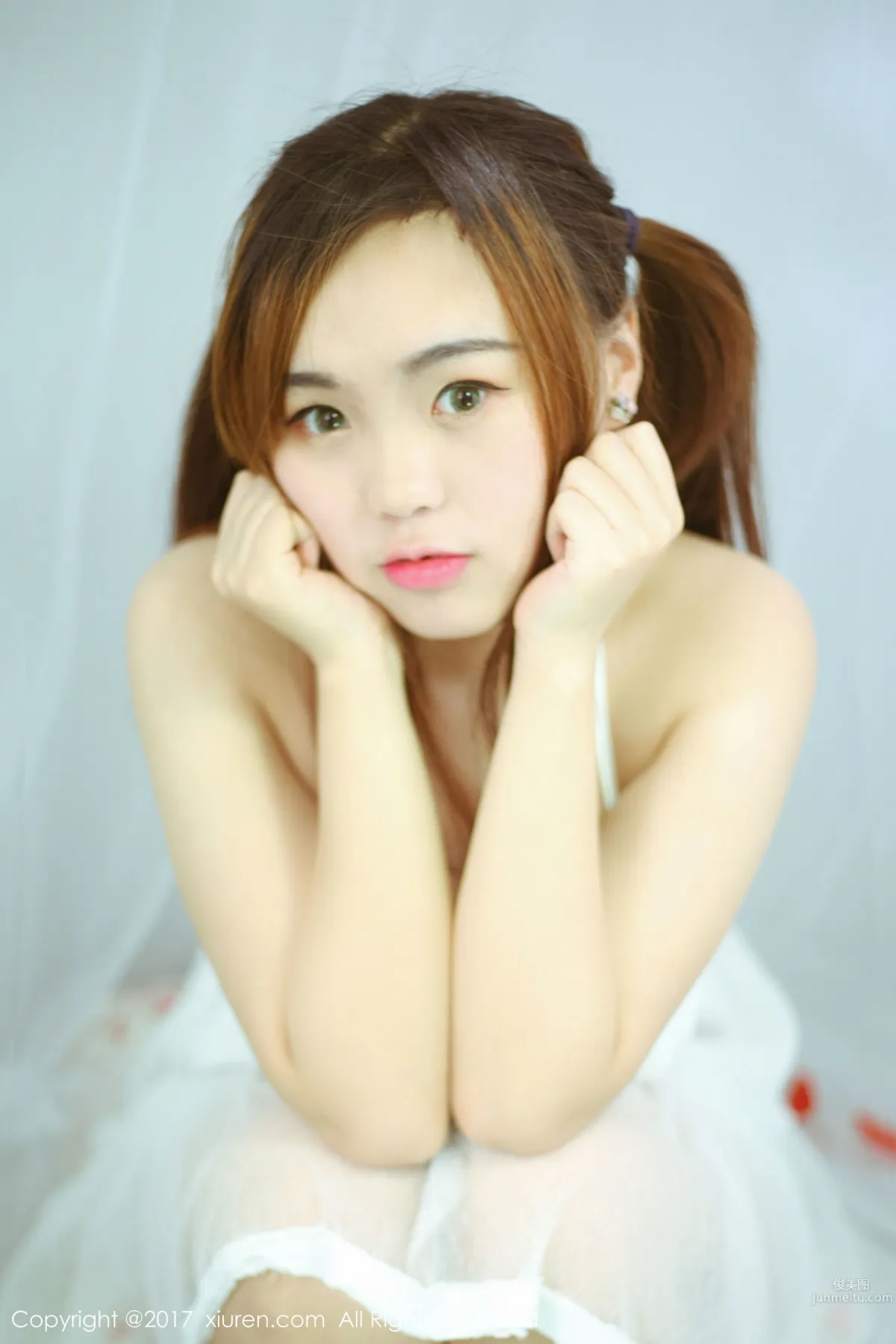 Miai Demon, Baby Face and Big Bust Dreamy Girl Seductive Private Shoot [XiuRen] No.744 Photo Set photo 13