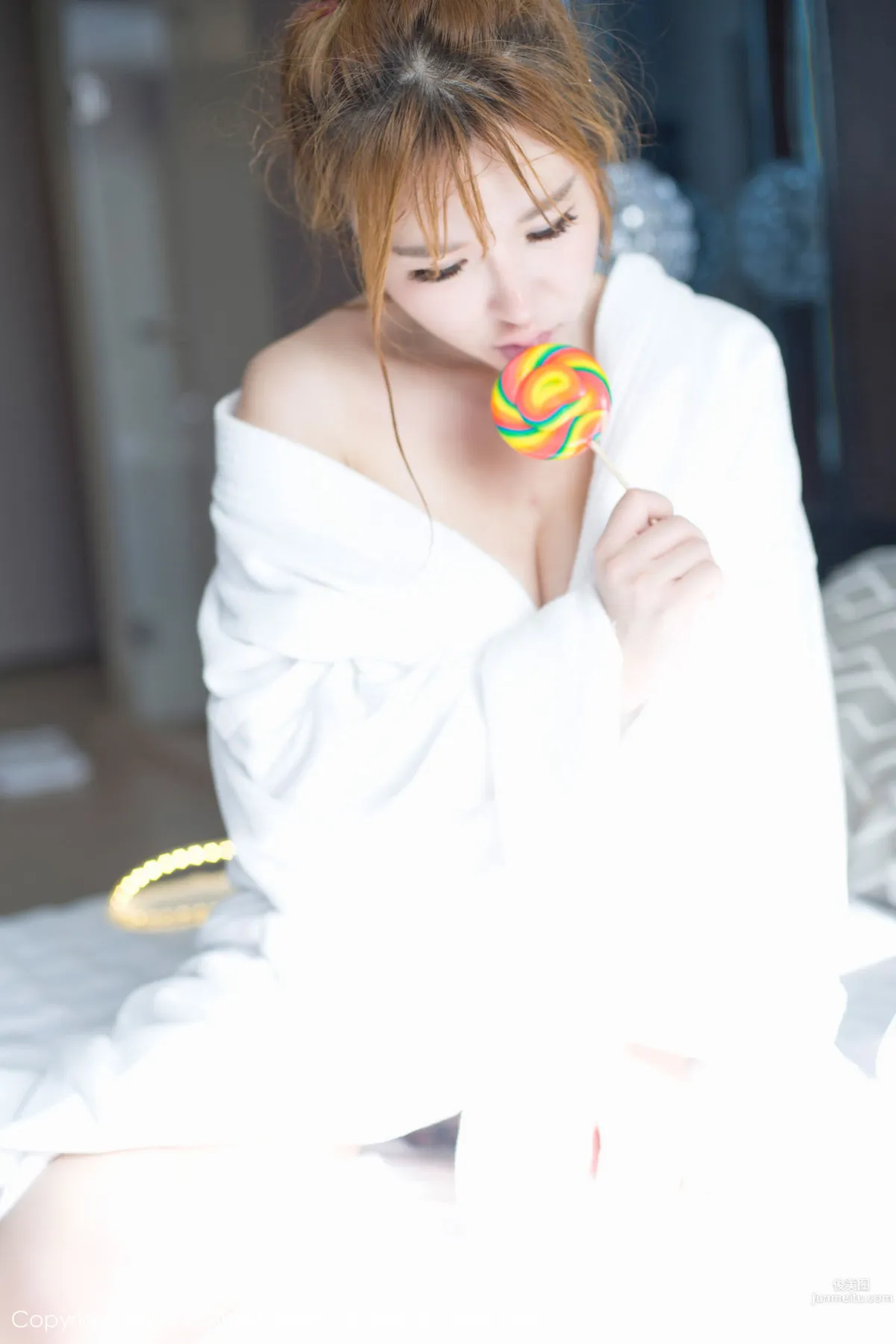 Xiaogongju Amy Round and Fair Beauty Round Breasts Slim Waist Model [XiuRen] No.778 Photo Set photo 43