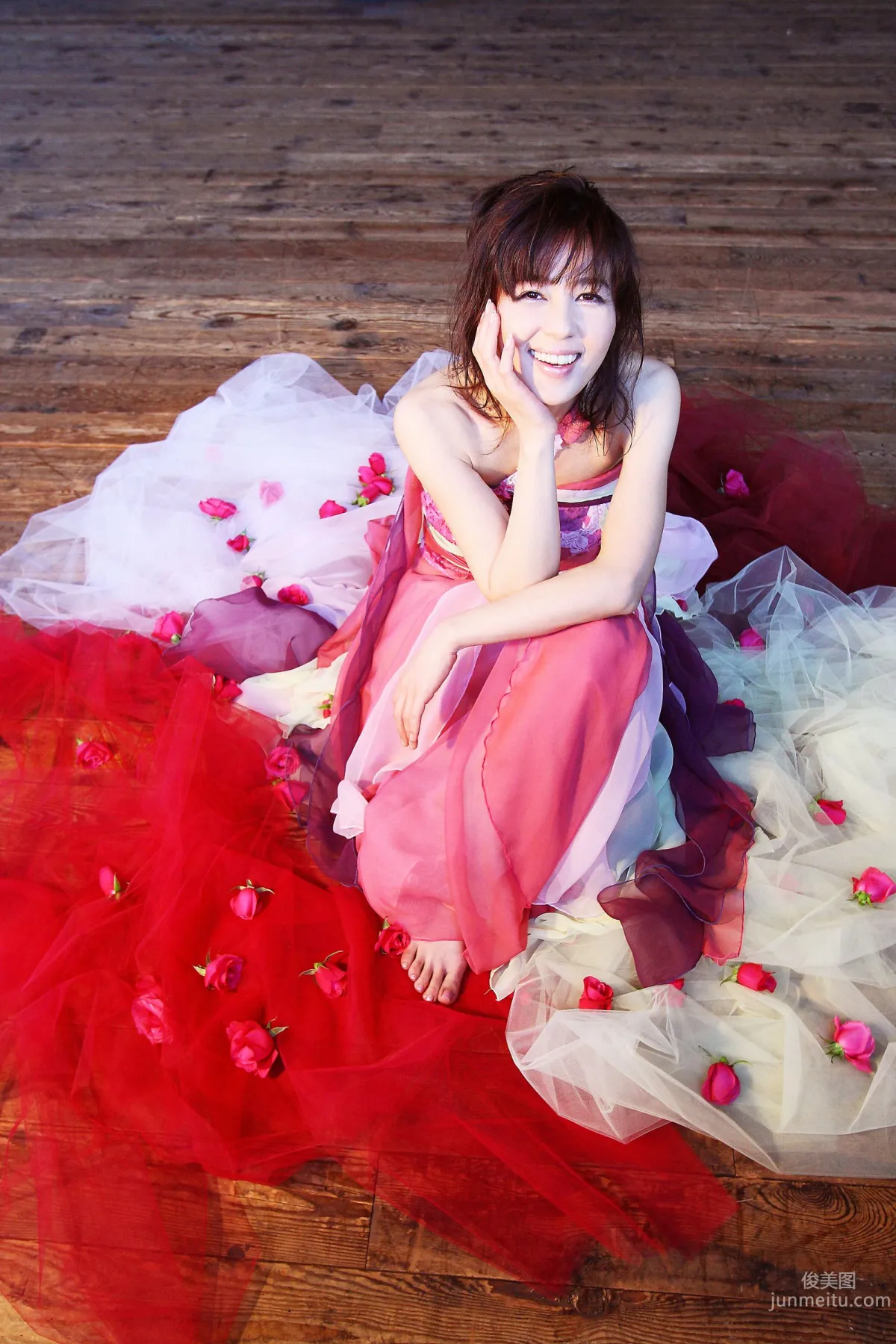 [NS Eyes] SF-No.511 Mako Ishino 石野真子 寫真集 18