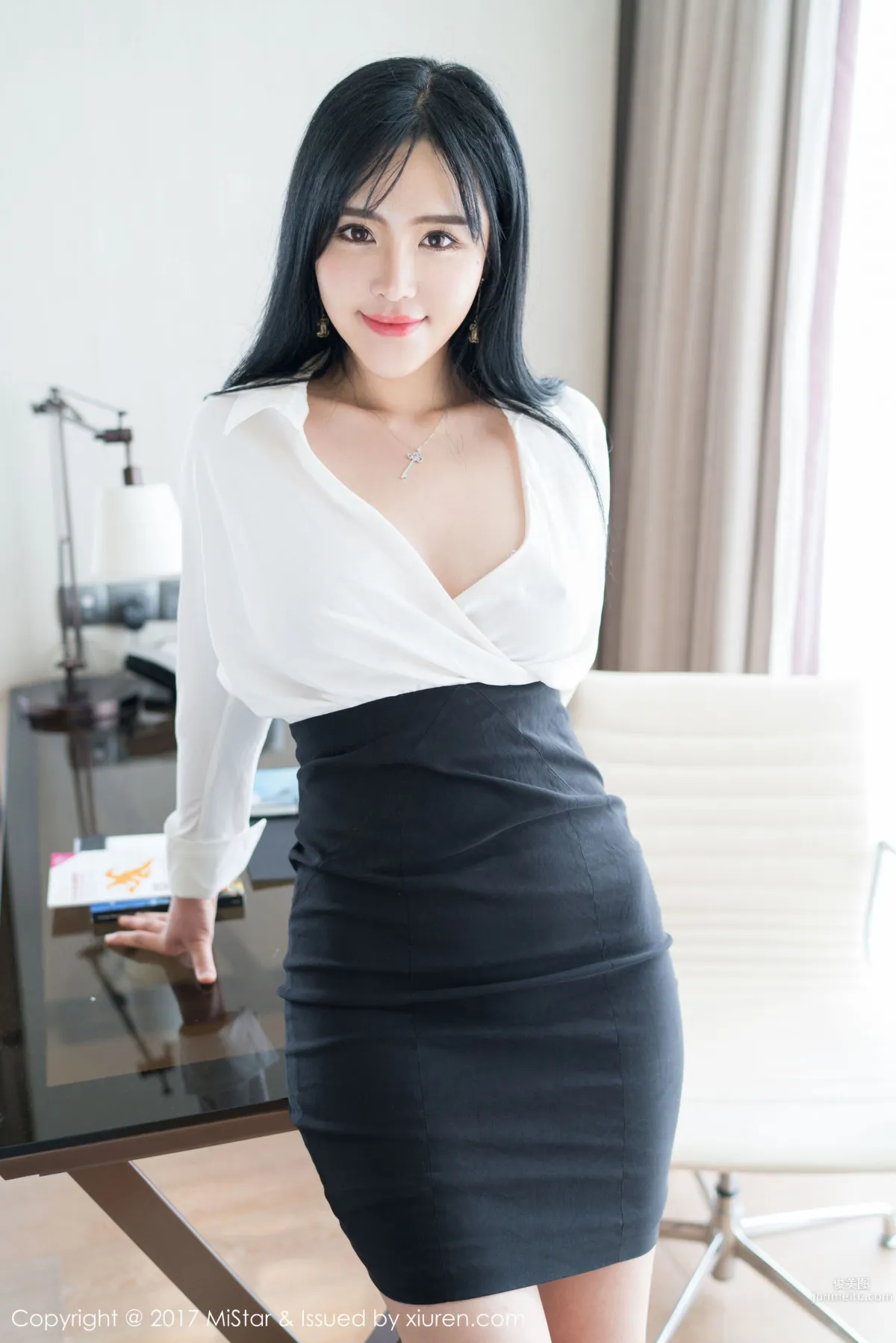 Liu Yuer Sexy OL Secretary Series [MiStar] VOL.172 Photo Set photo 18
