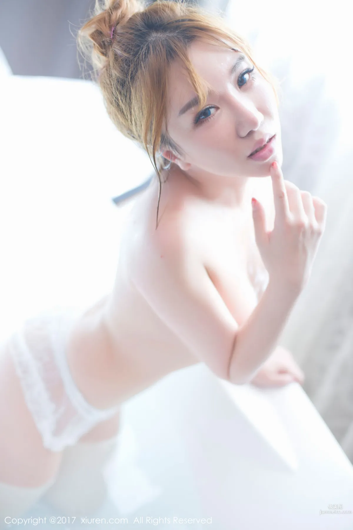 Xiaogongju Amy Round and Fair Beauty Round Breasts Slim Waist Model [XiuRen] No.778 Photo Set photo 4