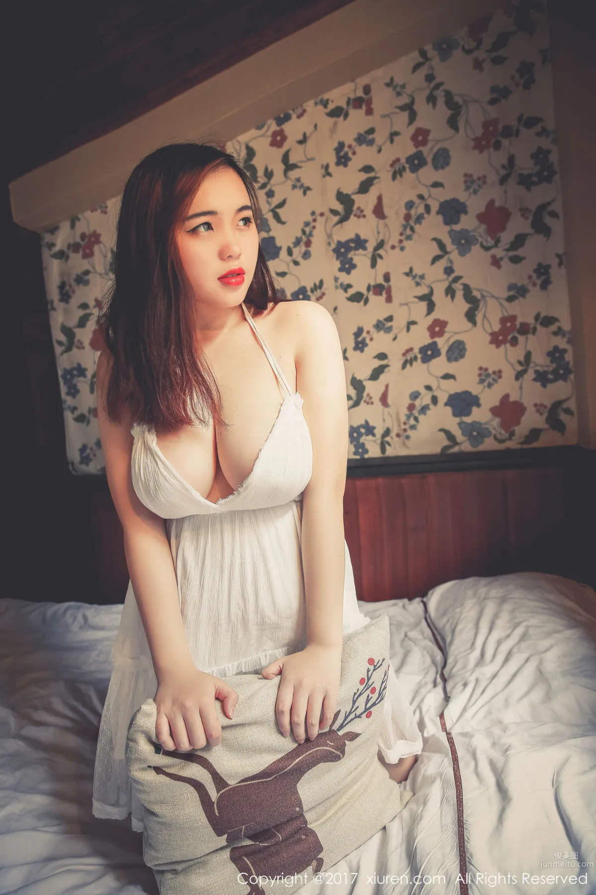 Miai Demon, Baby Face and Big Bust Dreamy Girl Seductive Private Shoot [XiuRen] No.744 Photo Set photo 22