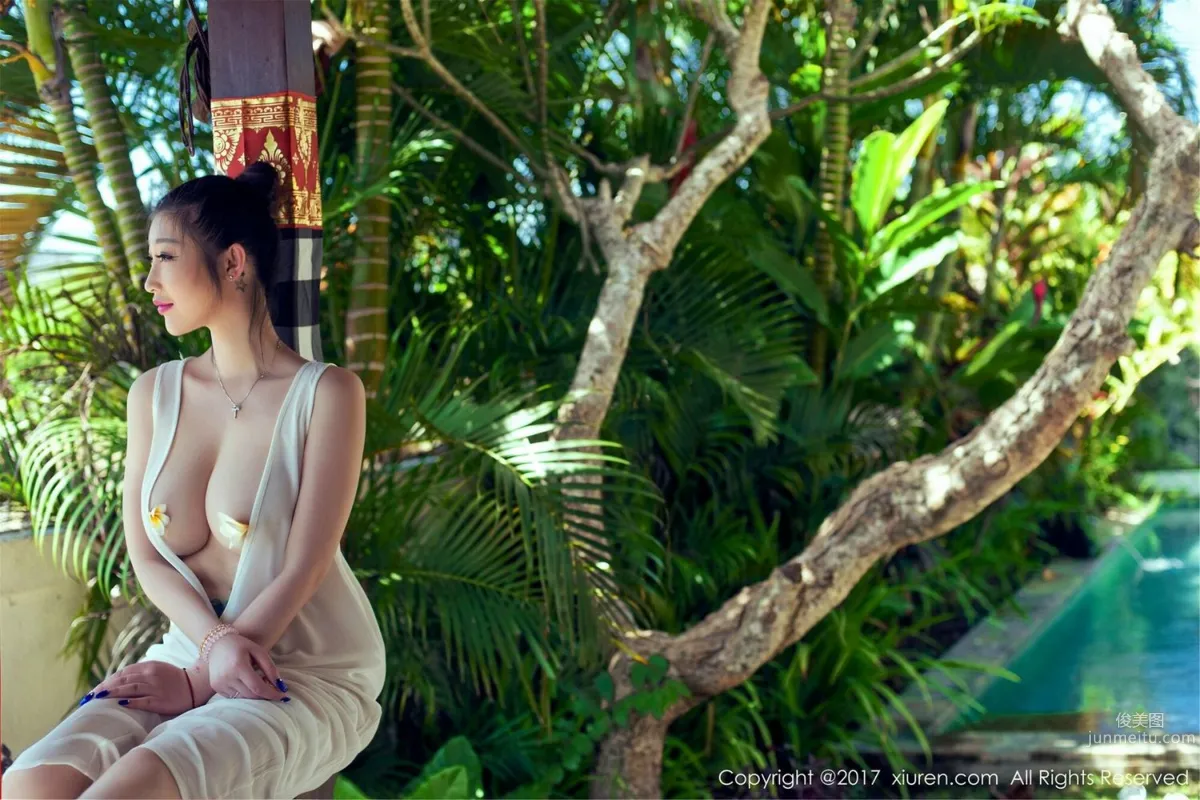 Daji Toxic 'Deep V Open-Chest Long Dress + Black Bikini' [XiuRen] No.750 Photo Set photo 18