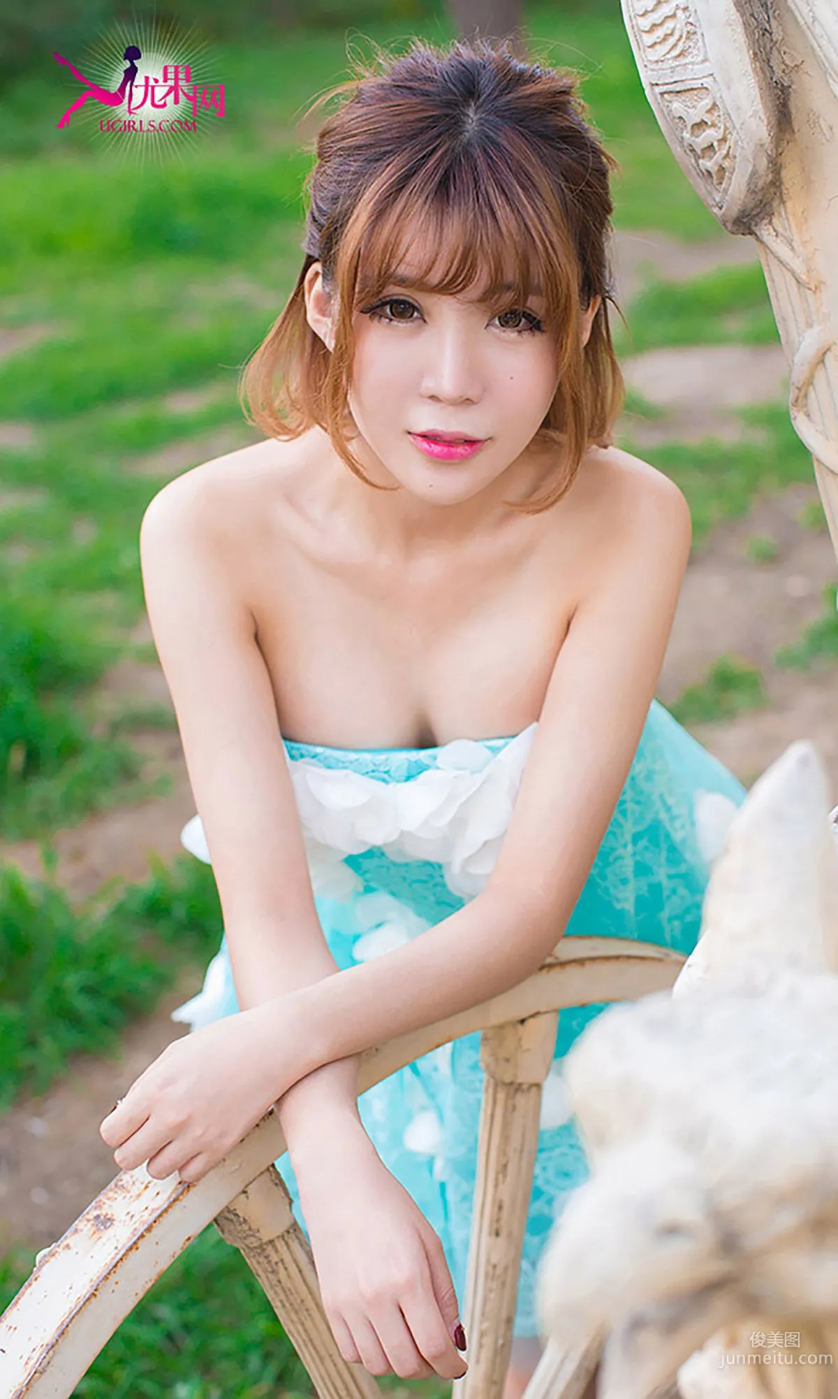 Lingzixin Alin, Sunshine on the Edge, Bright Smiling Face [Ugirls] No.054 Photo Set photo 22