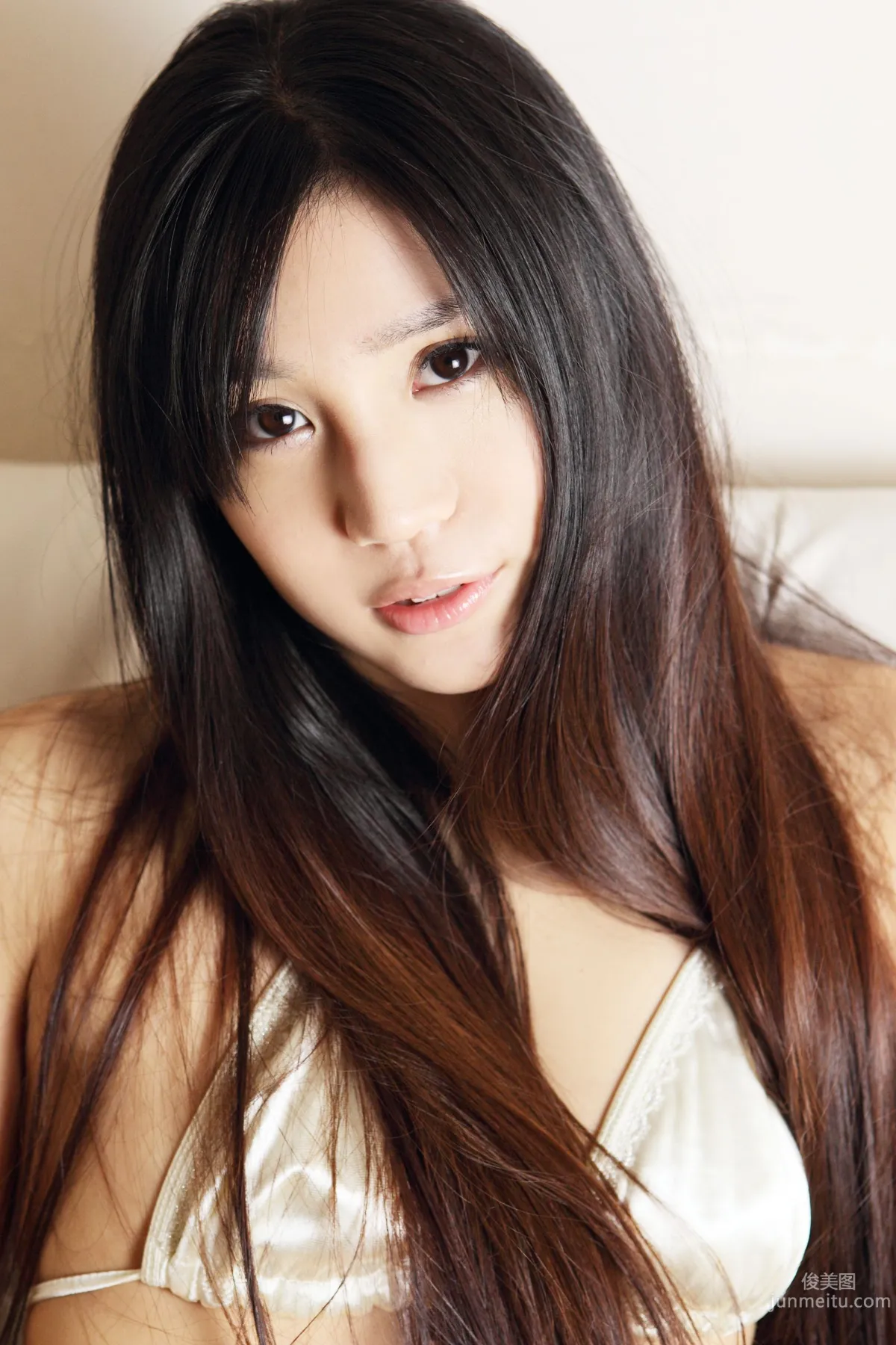 [NS Eyes] SF-No.582 Miri Miyasaka 宮阪繪美裡 寫真集 15
