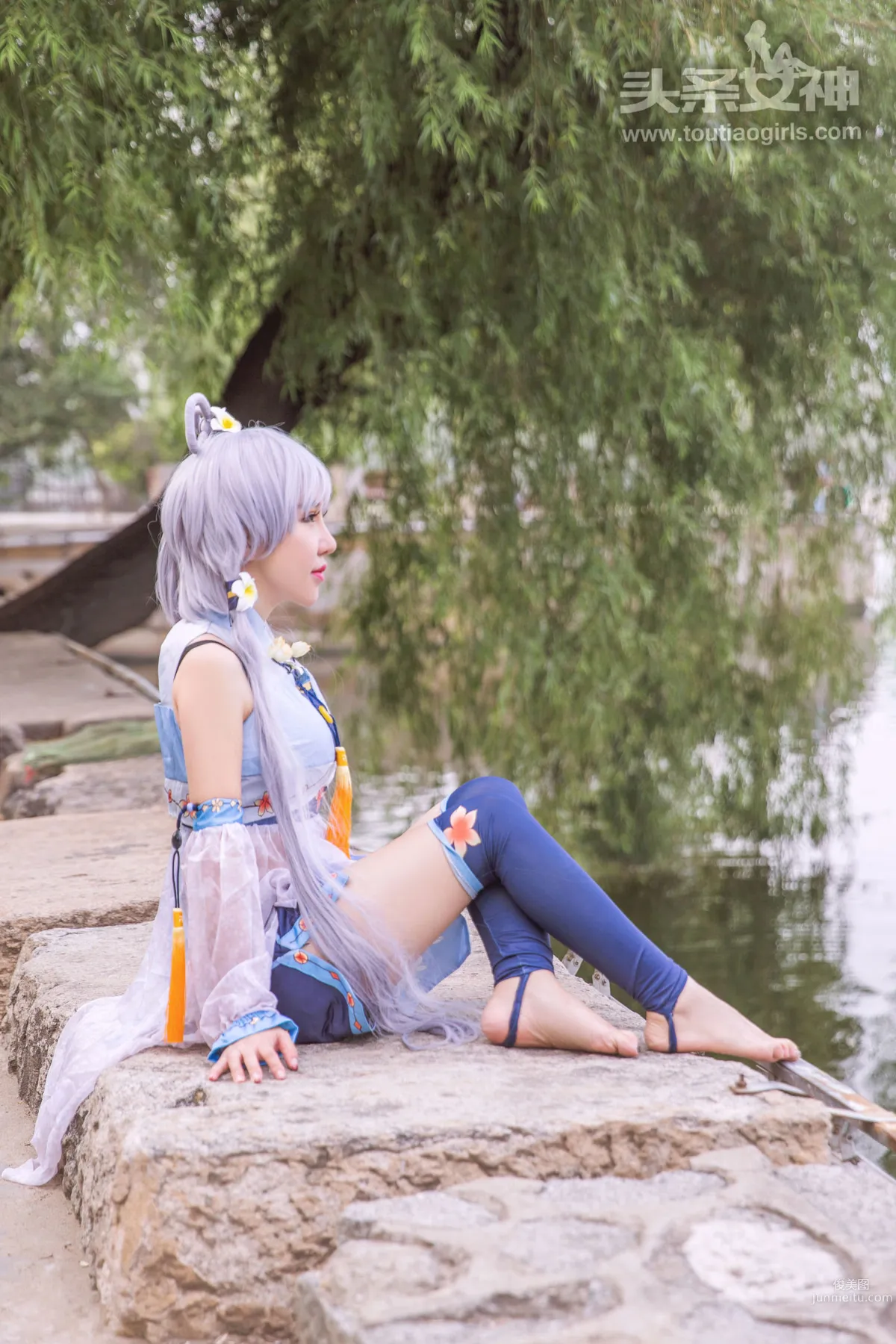 欣欣《天依娃娃》 [头条女神] 写真集4
