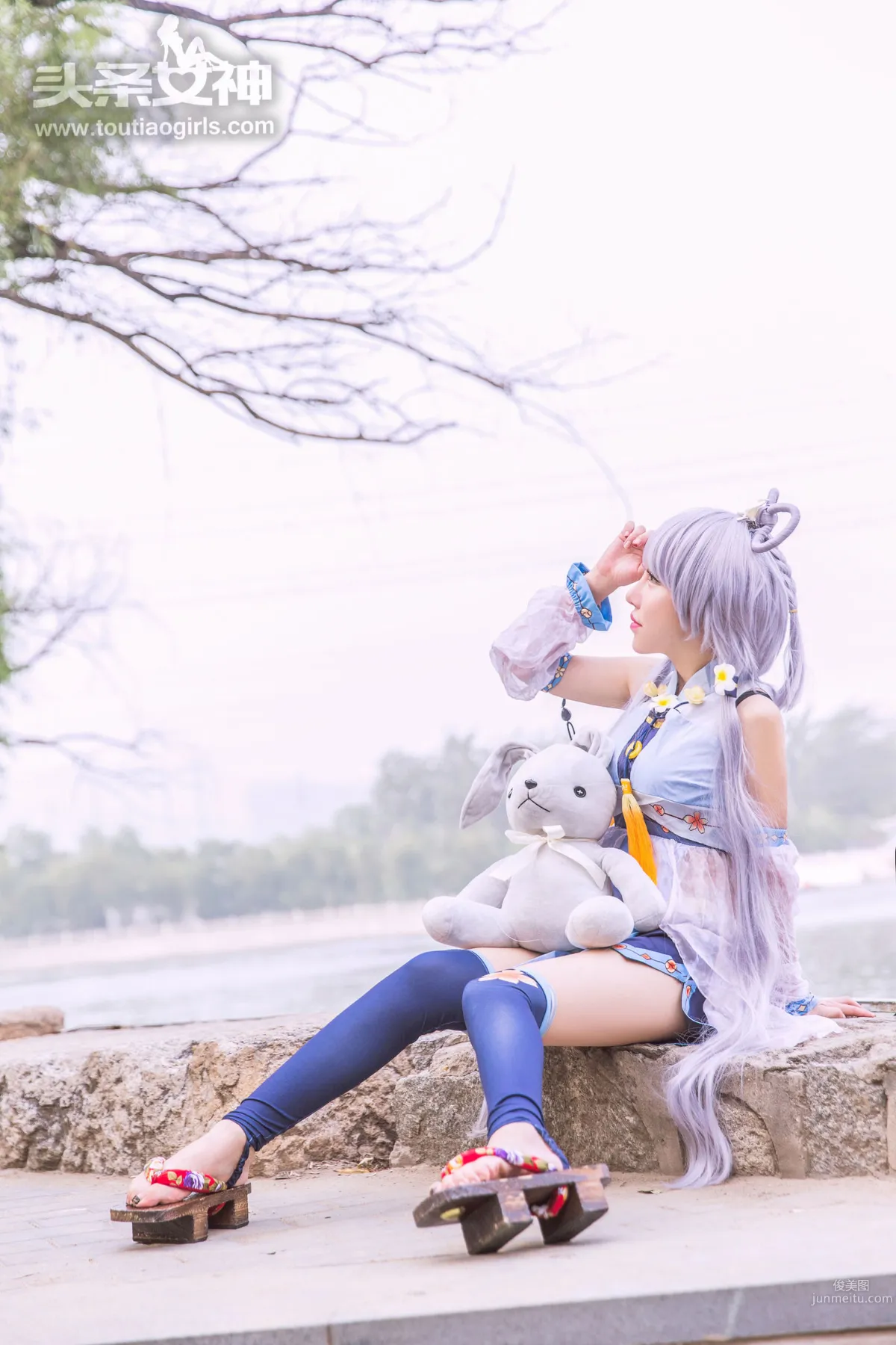 欣欣《天依娃娃》 [头条女神] 写真集3