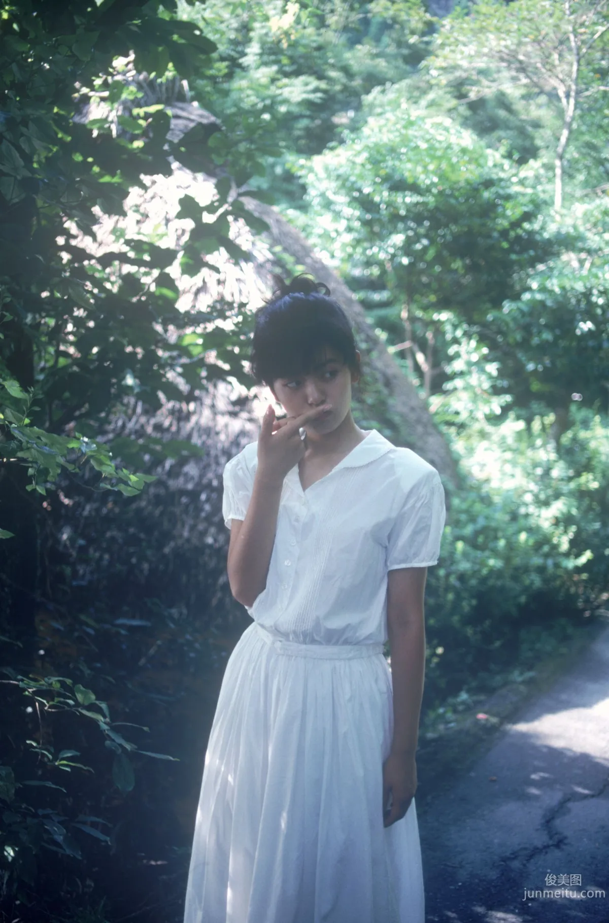 [NS Eyes] SF-No.635 Minamino Yoko 南野陽子 寫真集 31