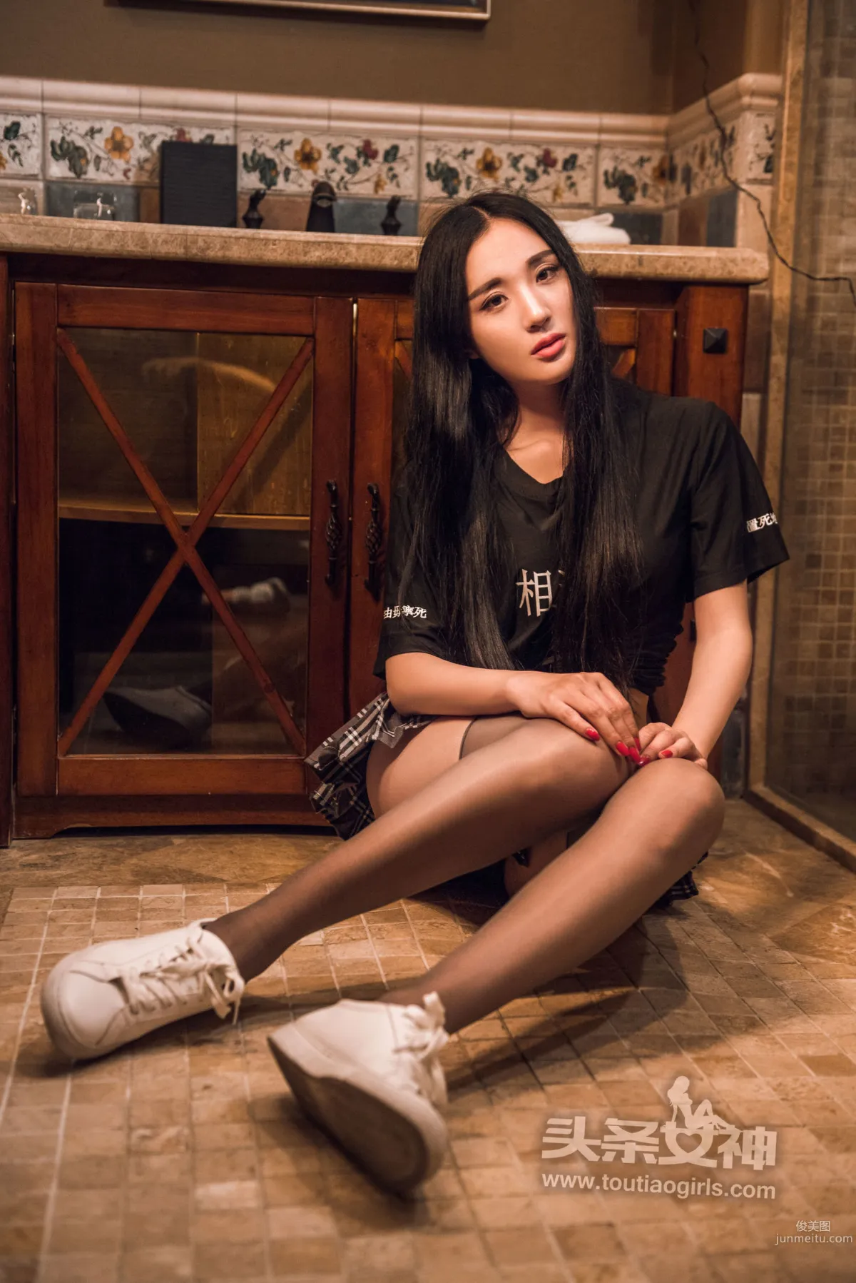 Lianyi sara "Starry Sky Beauty" [TouTiao Goddess] Photo Set photo 5