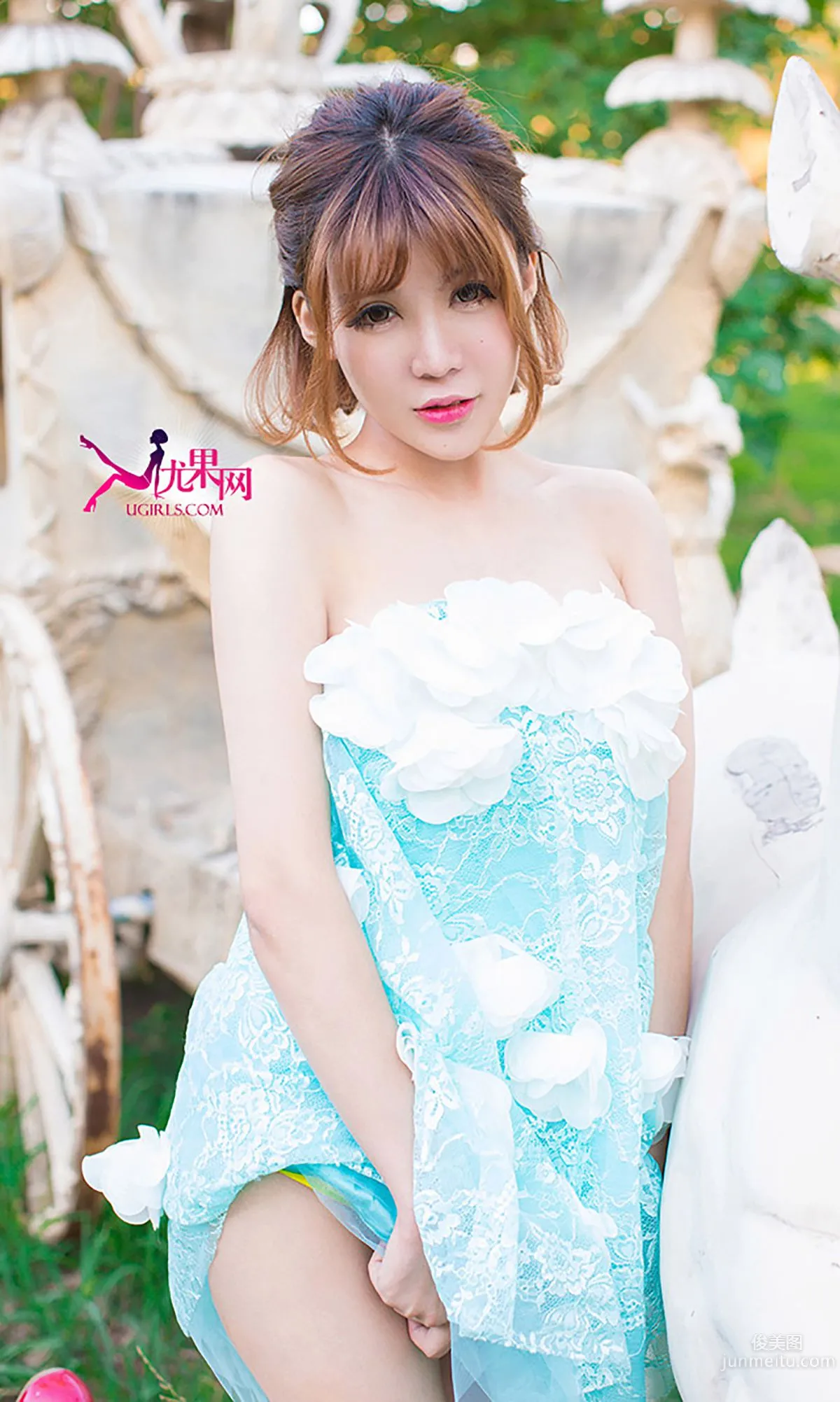 Lingzixin Alin, Sunshine on the Edge, Bright Smiling Face [Ugirls] No.054 Photo Set photo 18
