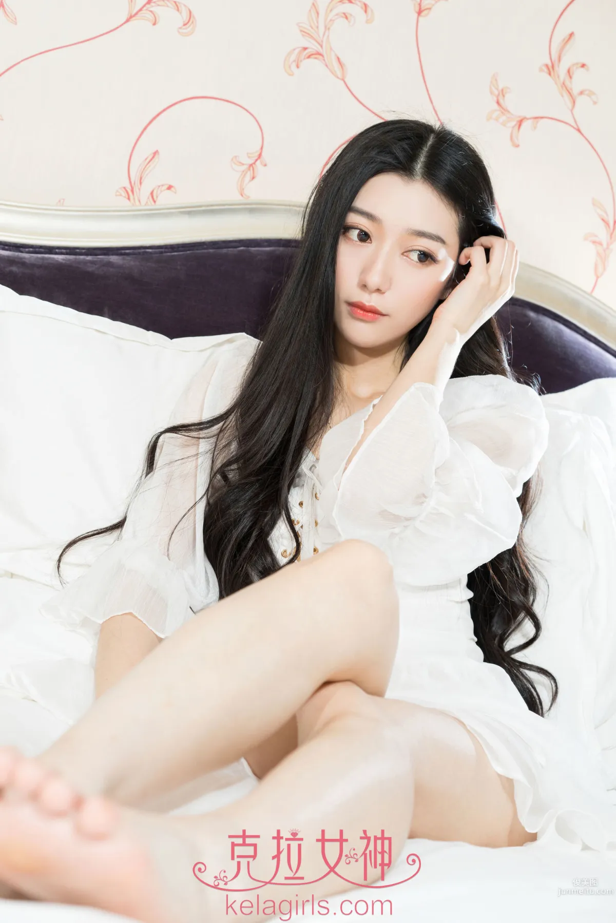 小新《云空漫步》 [克拉女神] 写真集1