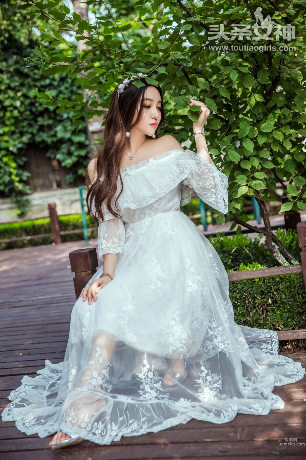 李梓熙《花花仙子》 [頭條女神] 寫真集 20