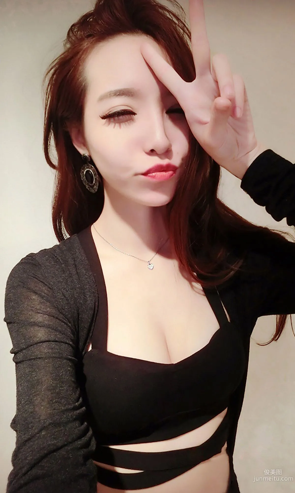 Ruo Xi 'The Double-Sided Temptation of Pure and Sexy' [Ugirls App] No.064 Photo Set photo 3