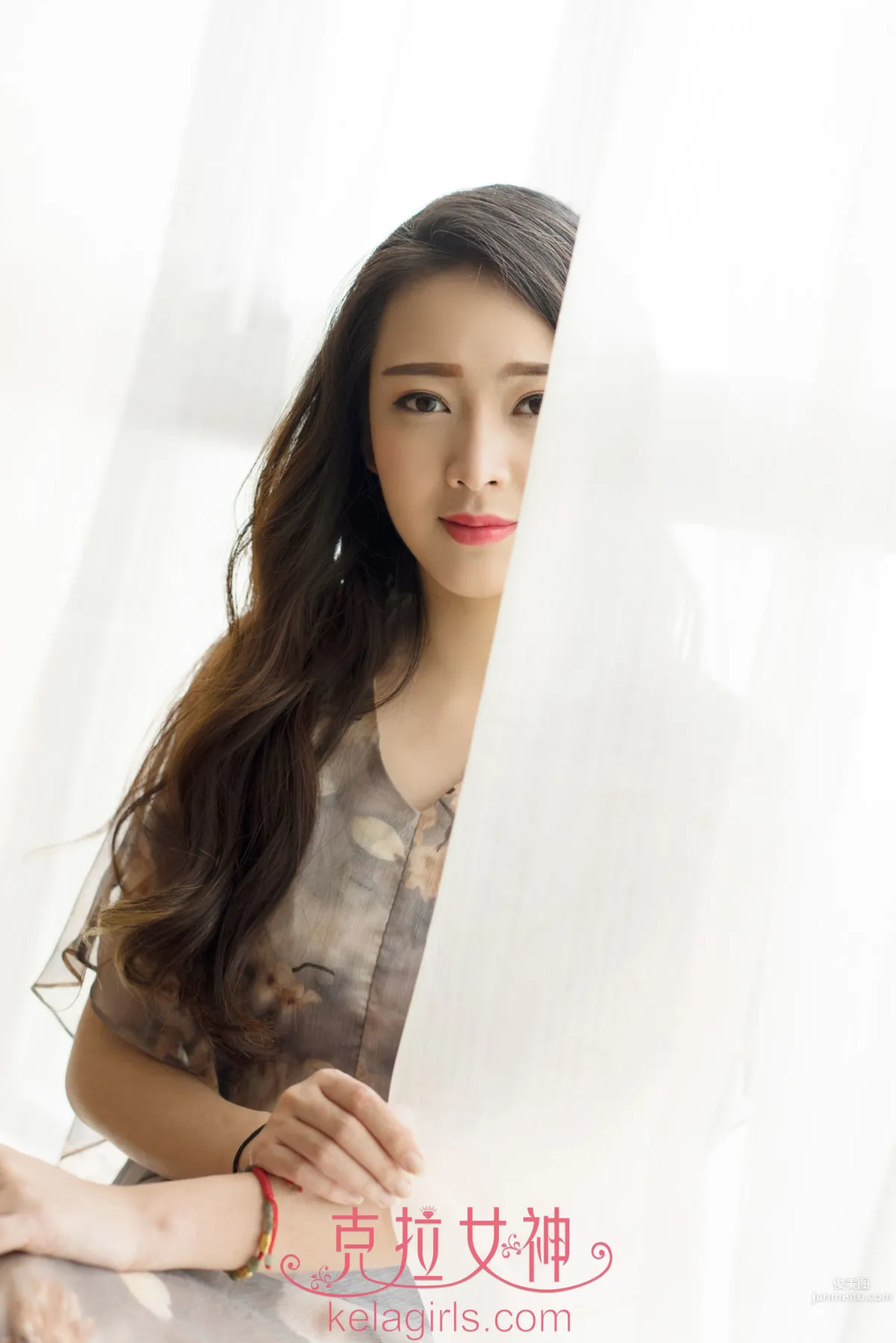珊珊《性感的斑馬》 [克拉女神] 寫真集 2