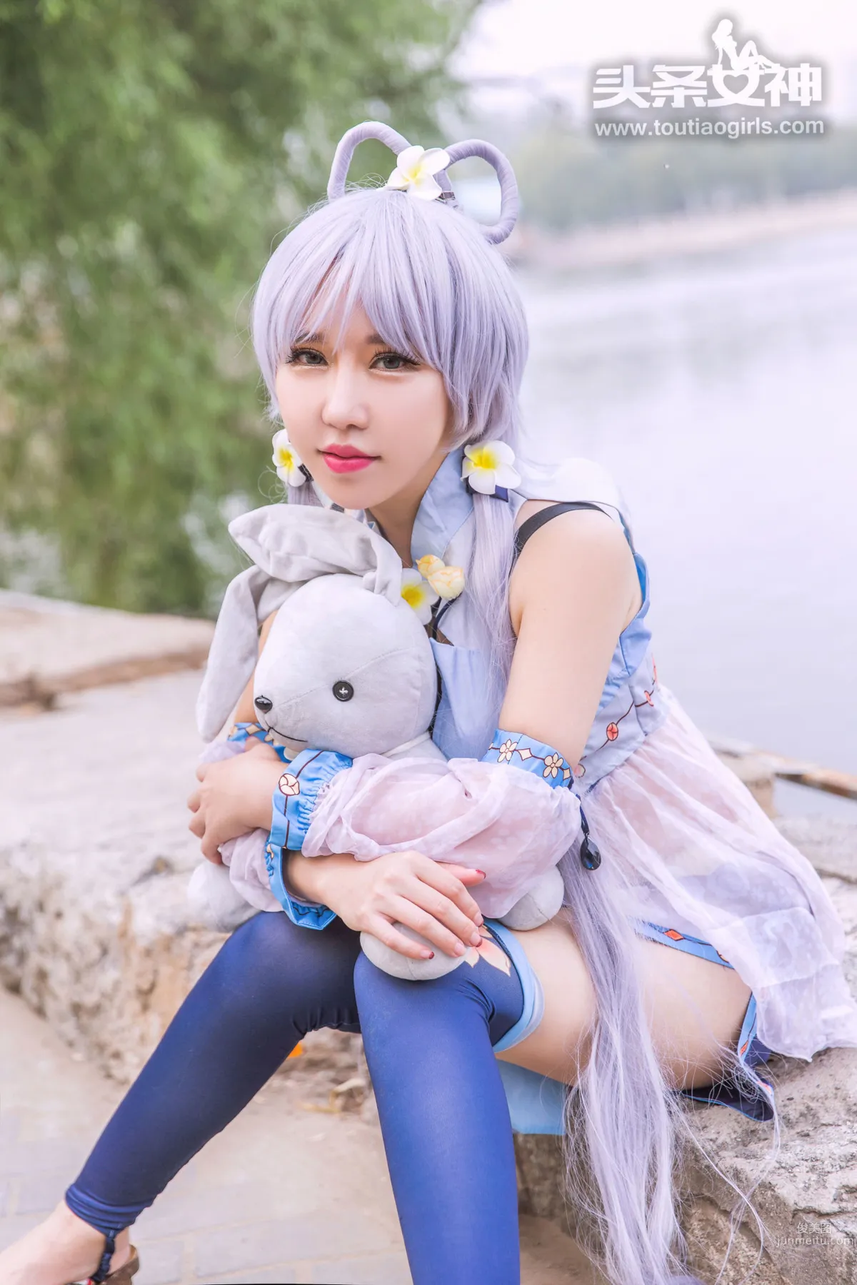 欣欣《天依娃娃》 [头条女神] 写真集2