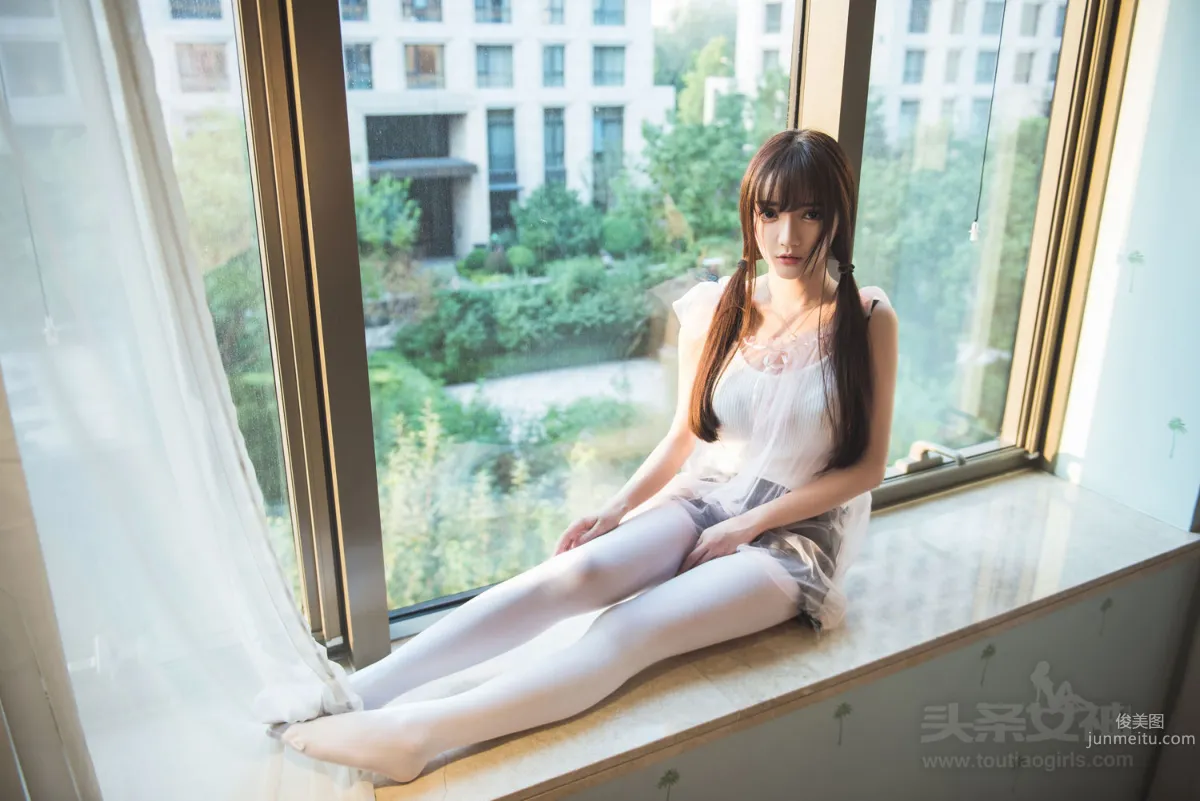 Xiao Rujing White Socks Human Story [TouTiao Goddess] Photo Set photo 14