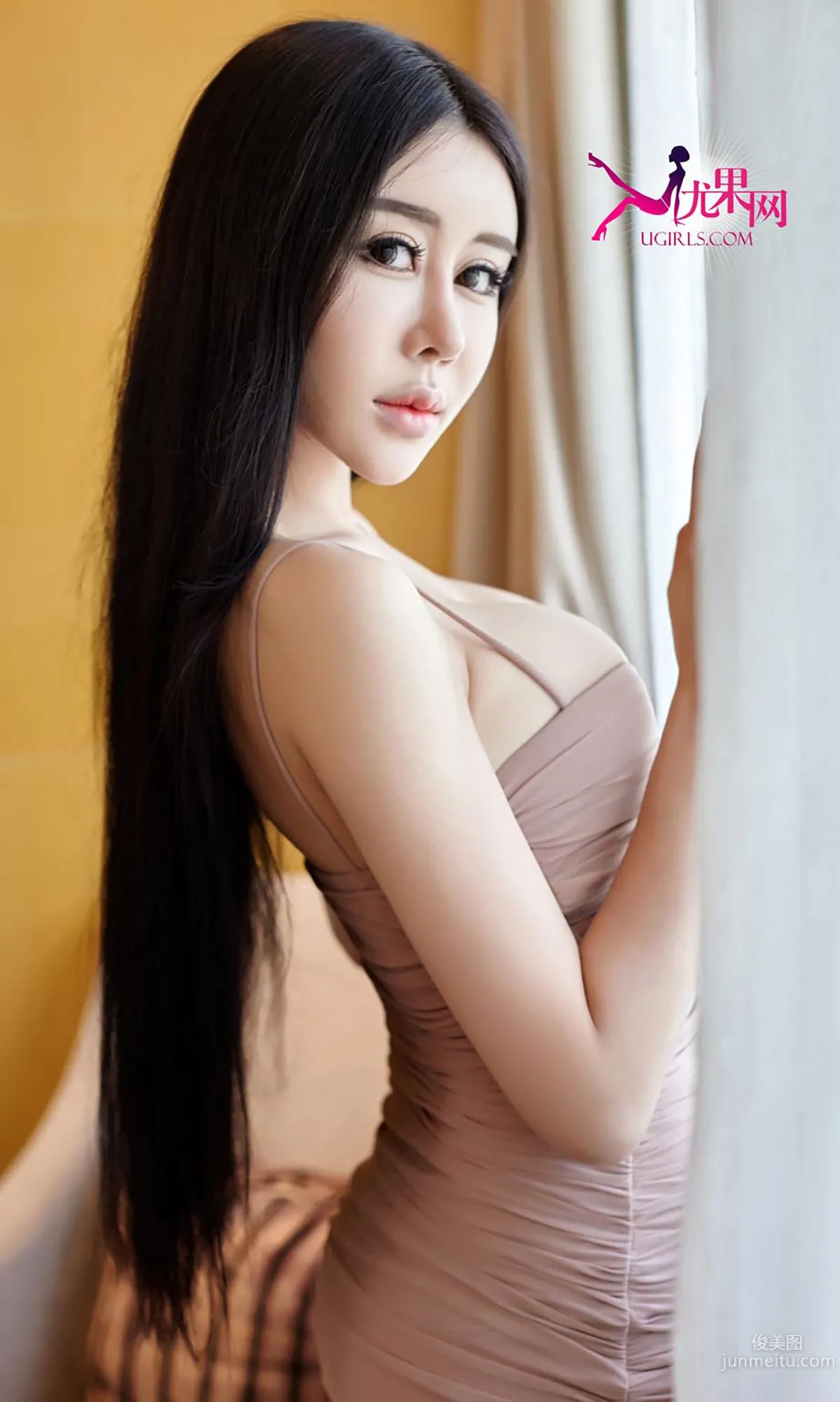 Xueer, Glancing Beautiful Eyes, Light and Lovely [Ugirls App] No.107 Photo Set photo 32