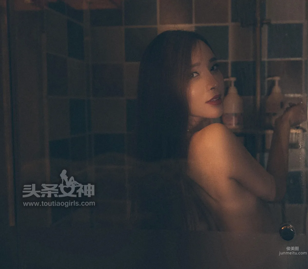 Ai Xiaoqing Goddess Visits Shop Water Platinum Palace Chapter [TouTiao Goddess] Photo Set photo 41