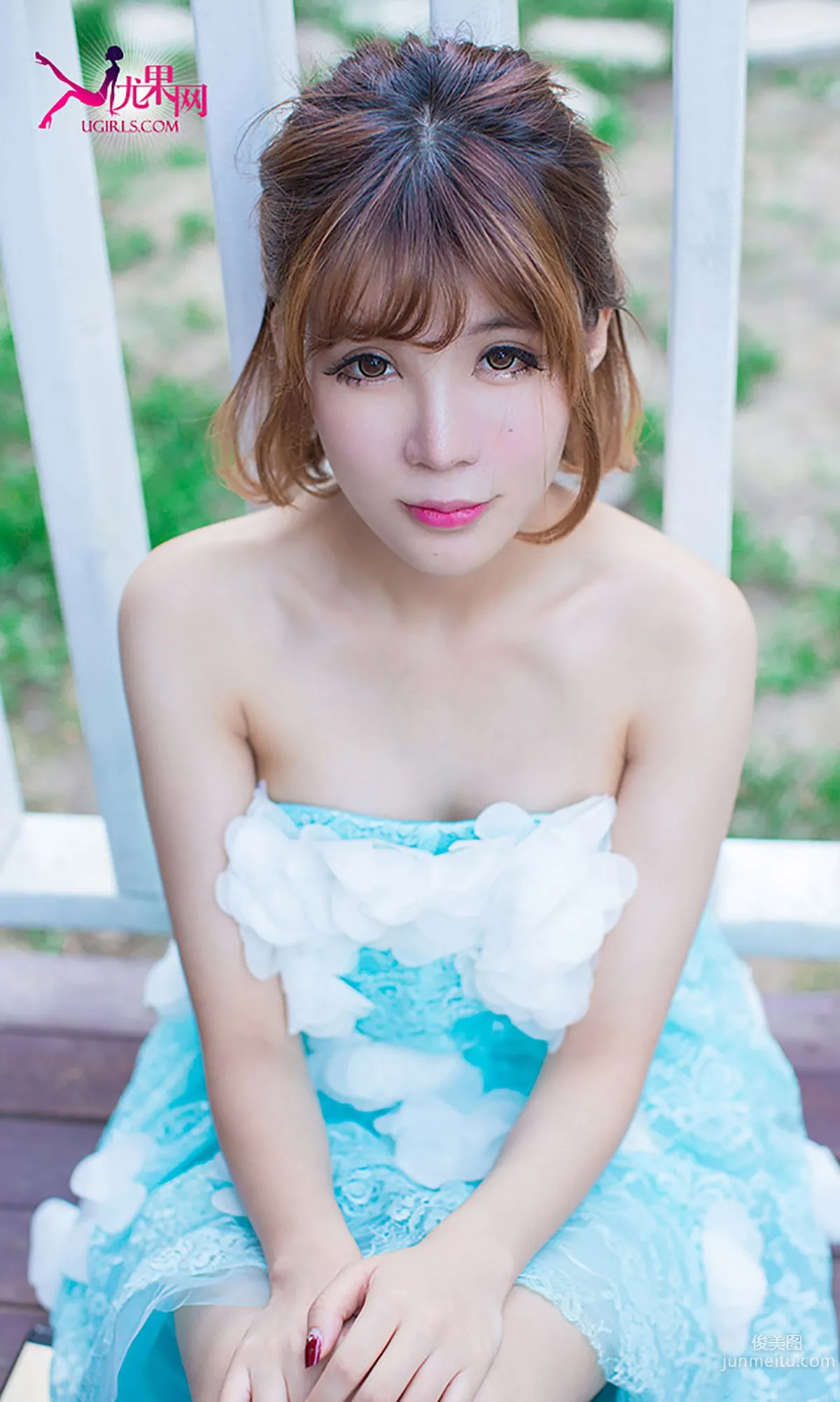 Lingzixin Alin, Sunshine on the Edge, Bright Smiling Face [Ugirls] No.054 Photo Set photo 15