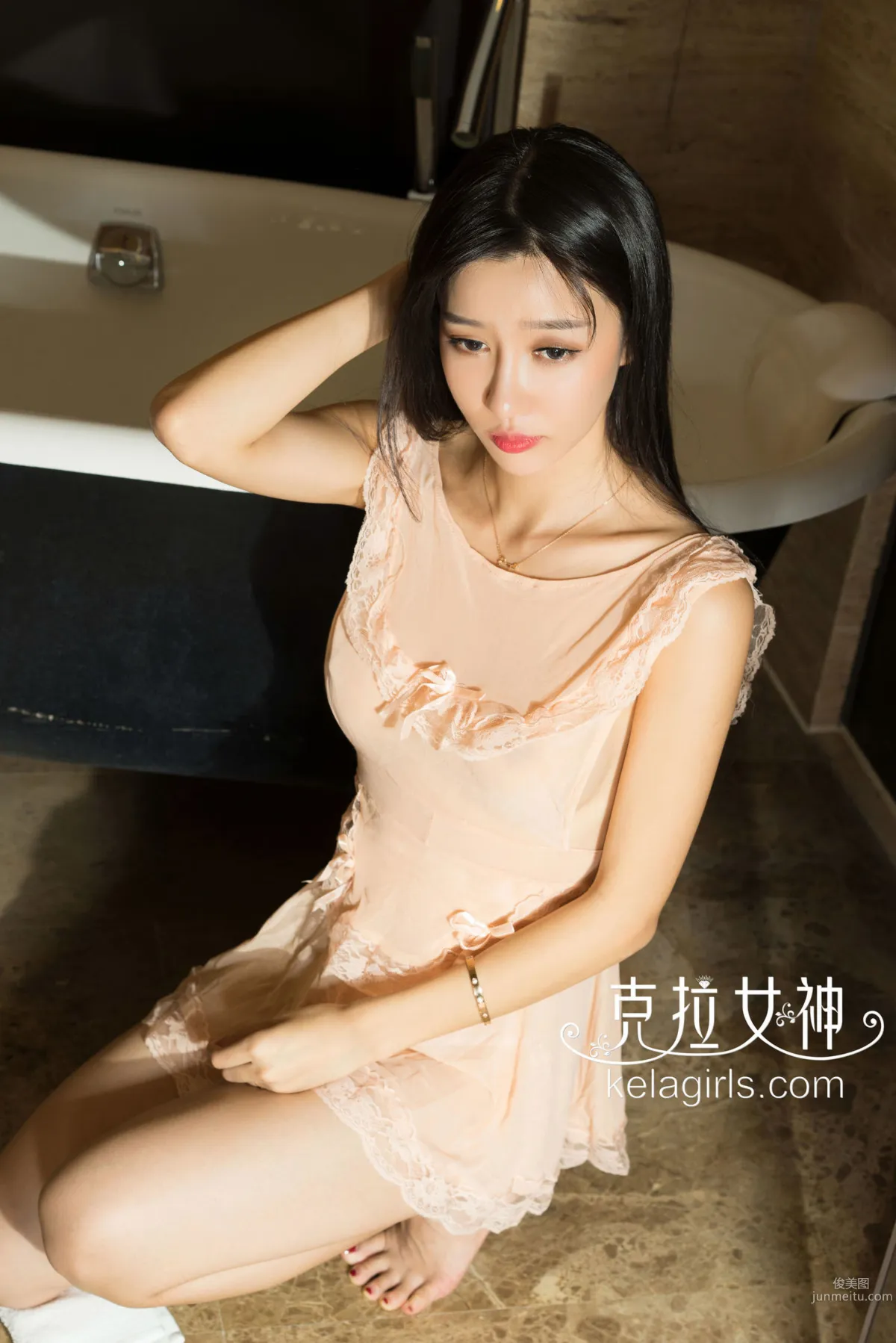 Wu Qianqian, Apron, Spring Light, [Kelagirls] Photo Set photo 13