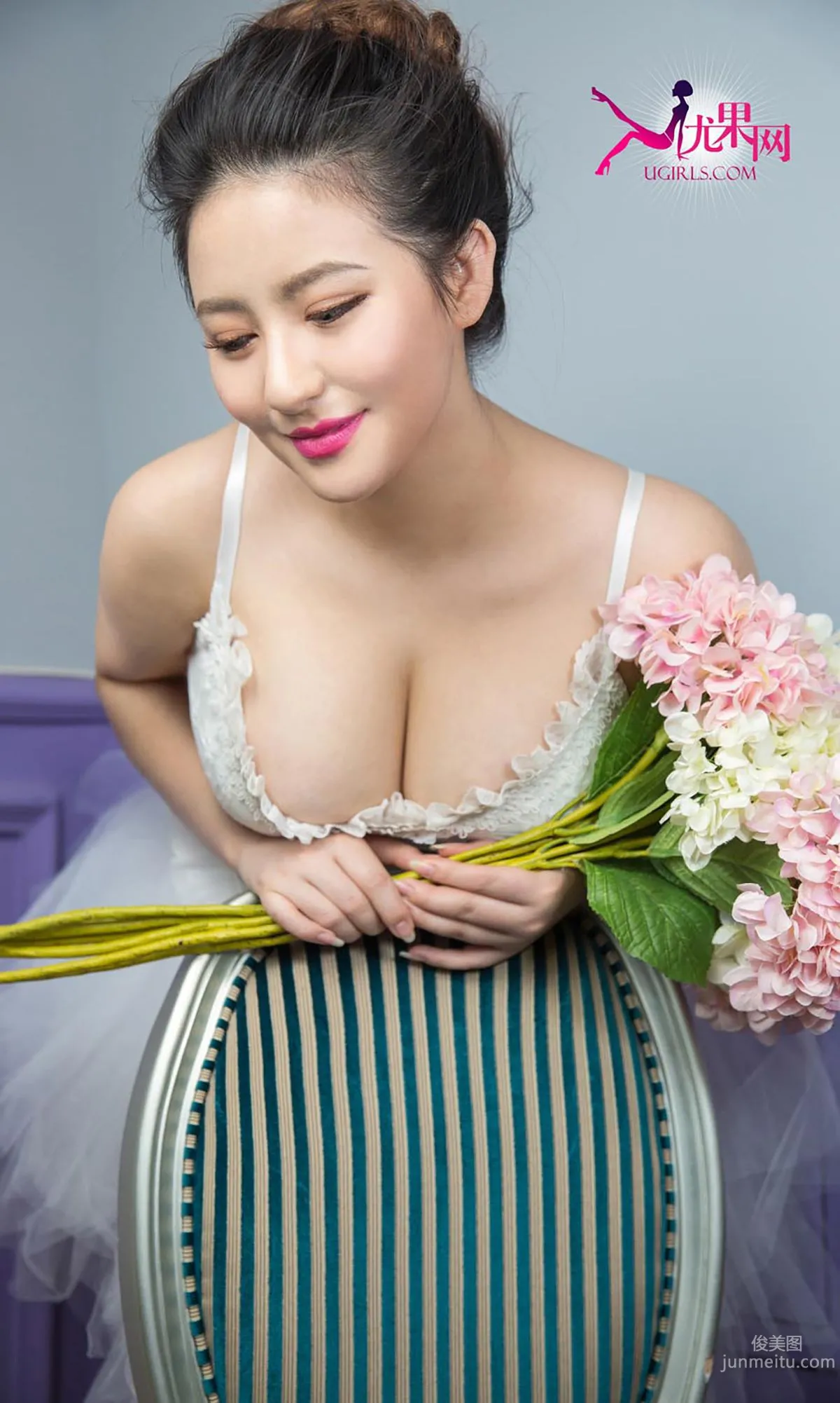Yi Man, Bursting with Joy [Ugirls App] No.201 Photo Set photo 30