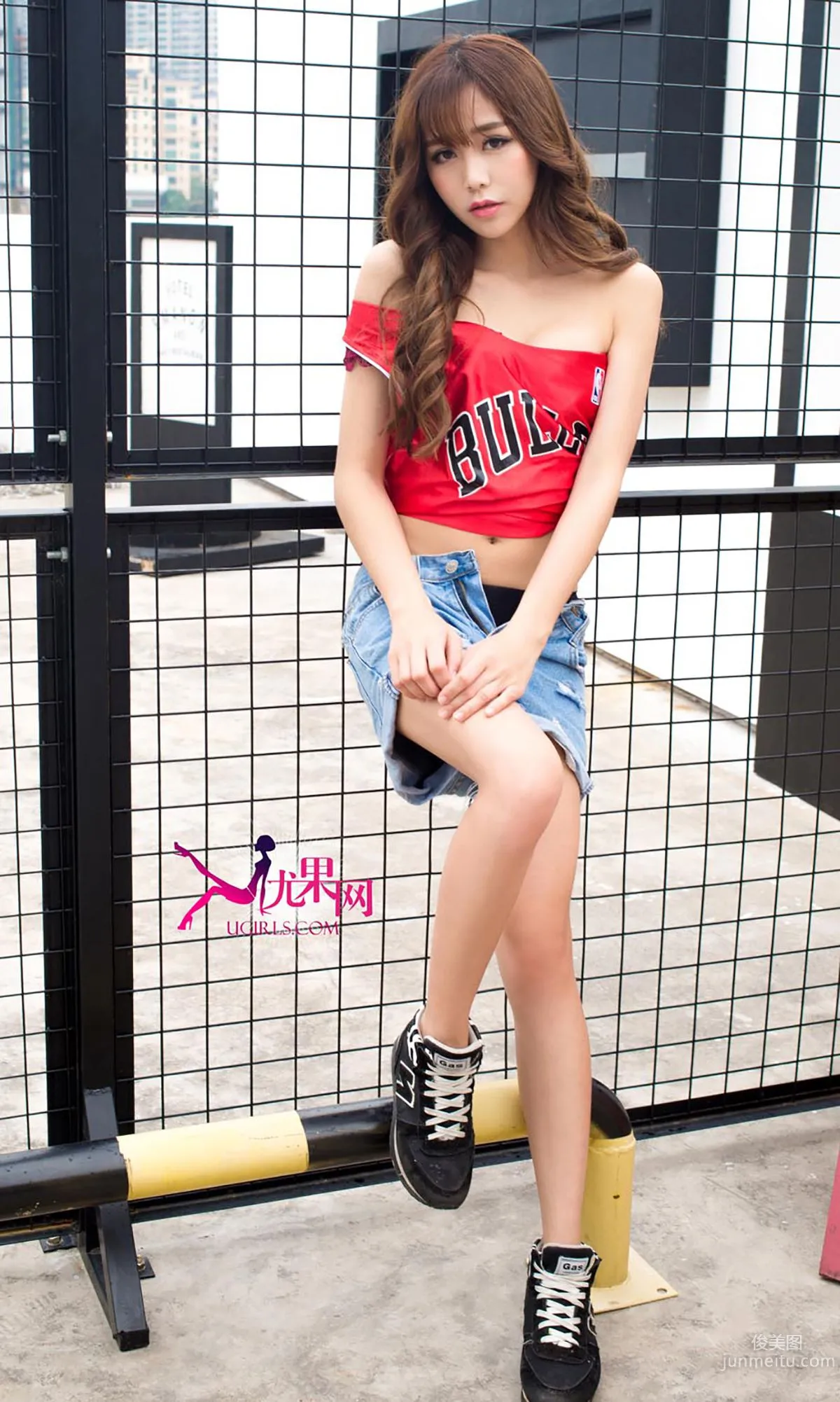 Enjoy, The Girl Across the Way, Do You Love Her [Ugirls] No.353 Photo Set photo 27