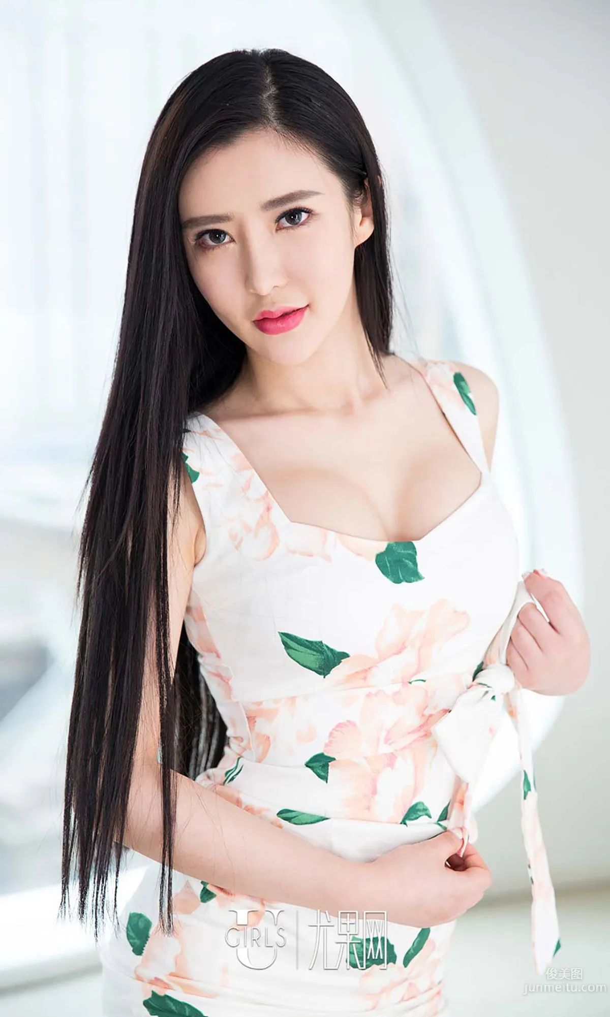 Tong Man "Vine Growth" [Ugirls App] No.392 Photo Set photo 32