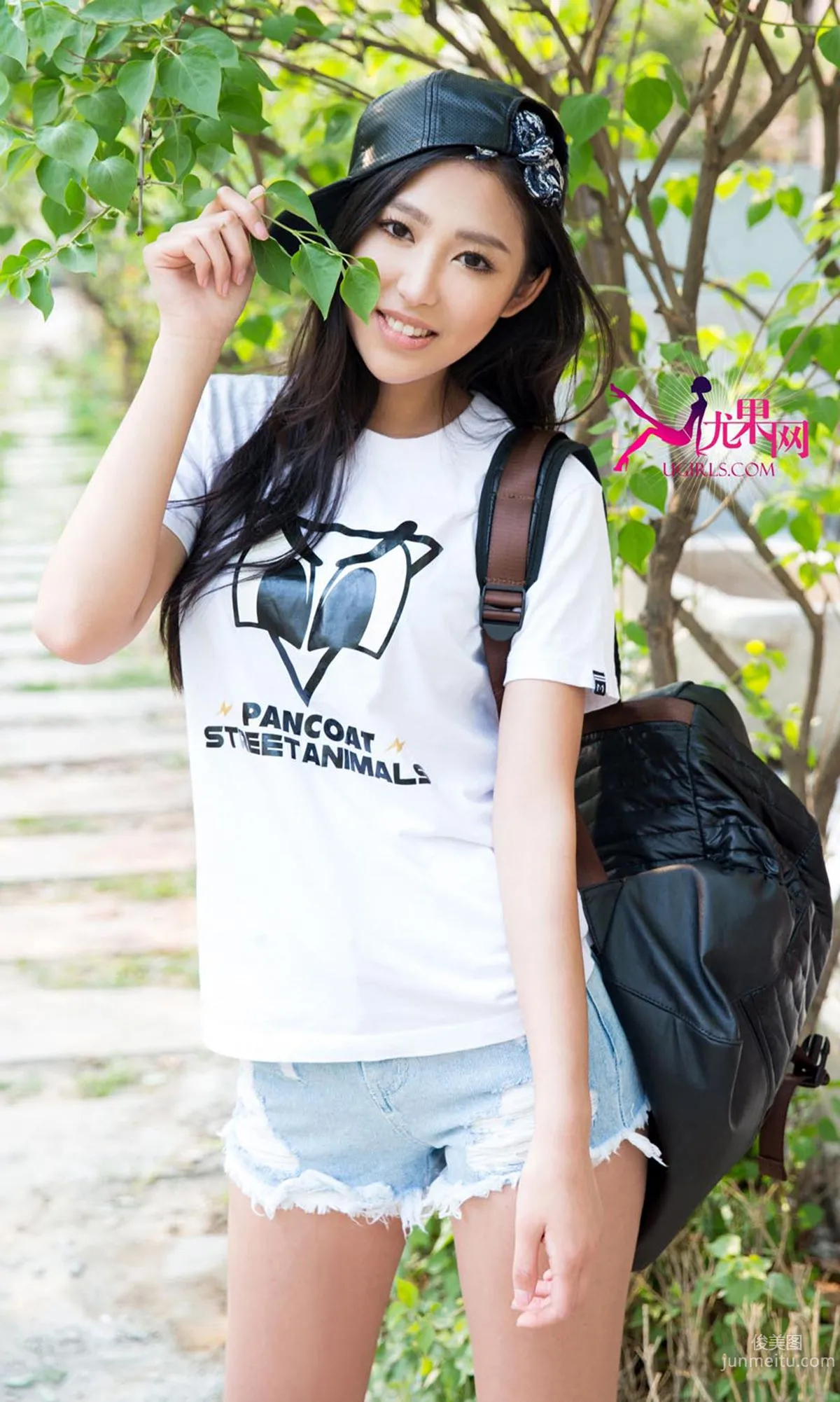 Qi Wenwen There Is a Kind of Longing Called Tranquility [Ugirls App] No.325 Photo Set photo 26