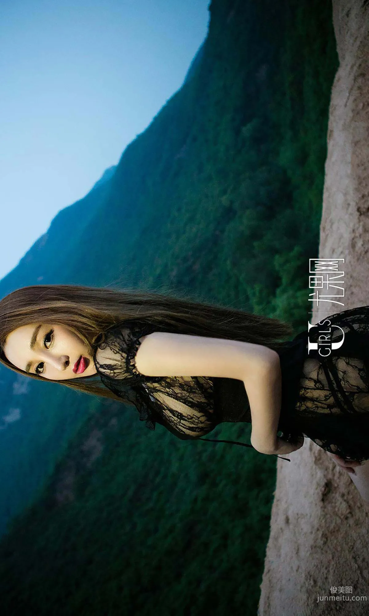 Xi Tian, Mountain Beauty [Ugirls App] No.420 Photo Set photo 40