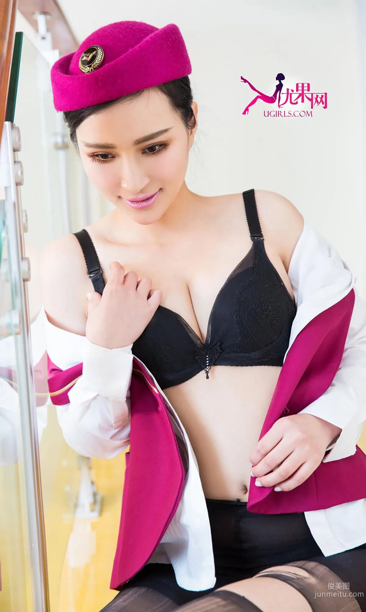 Jing Xiyao "Flight Attendant Diary" [Ugirls App] No.284 Photo Set photo 18