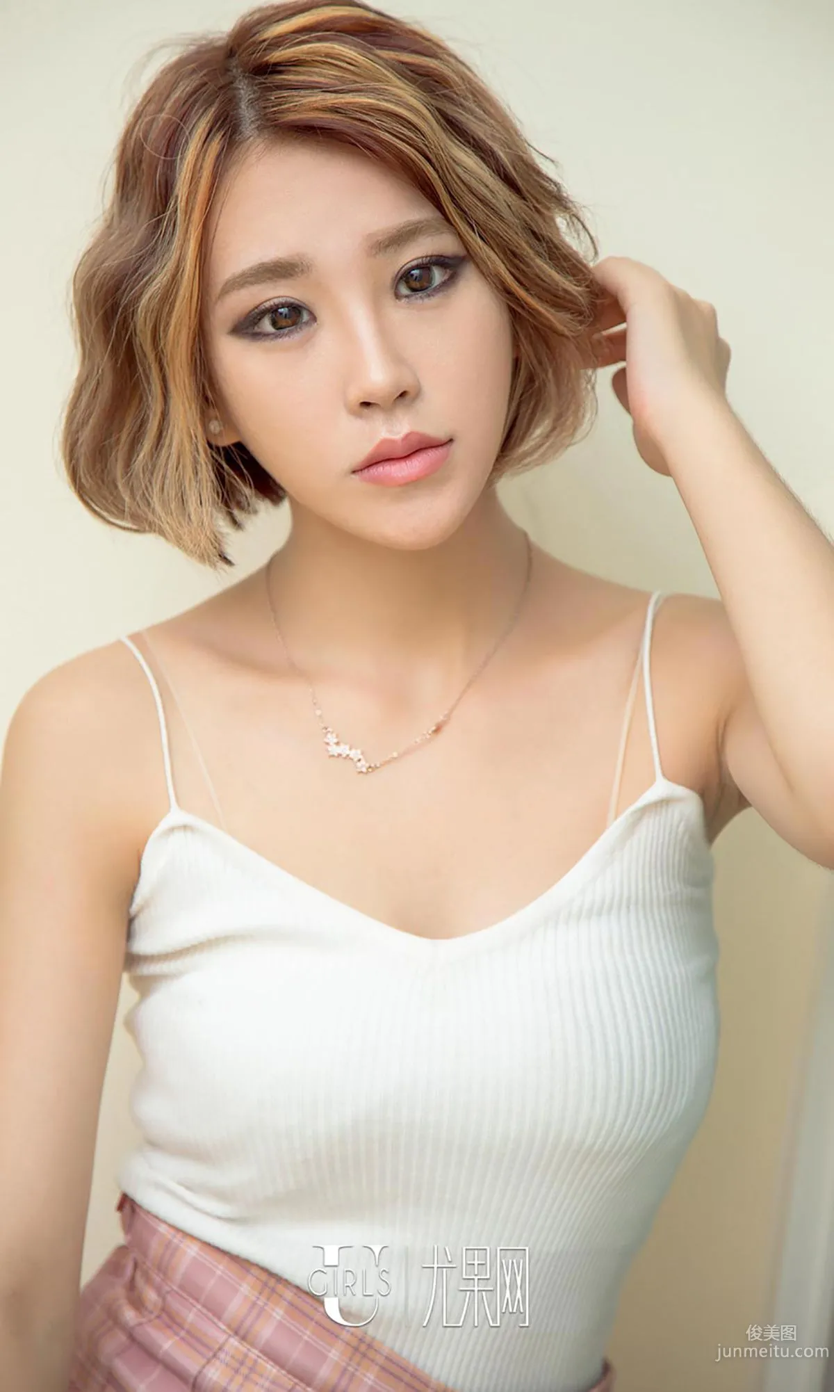 Shi Liu "Under the Pomegranate Skirt" [Ugirls] No.457 Photo Set photo 14