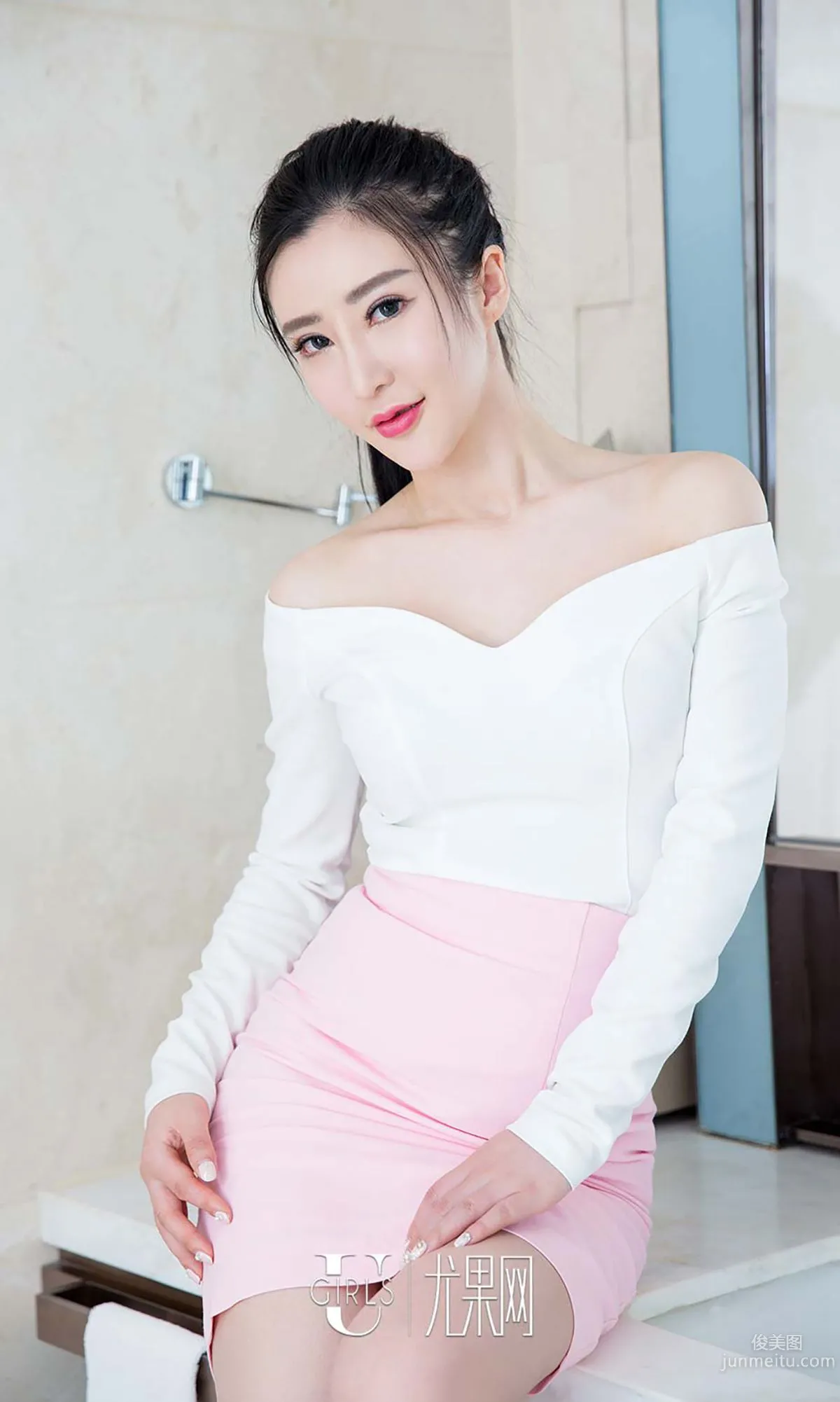 Tong Man "Vine Growth" [Ugirls App] No.392 Photo Set photo 27