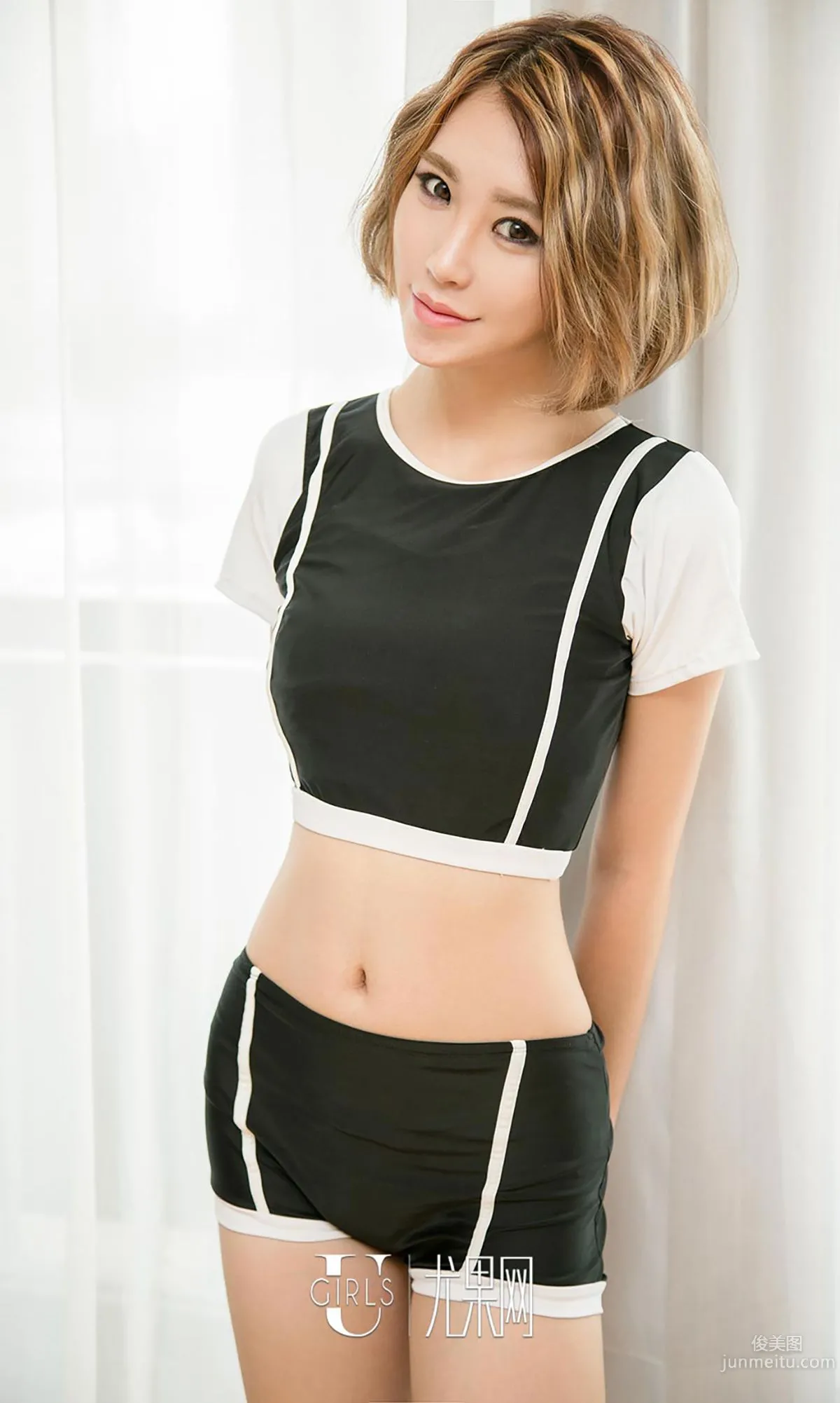 Shi Liu "Under the Pomegranate Skirt" [Ugirls] No.457 Photo Set photo 28