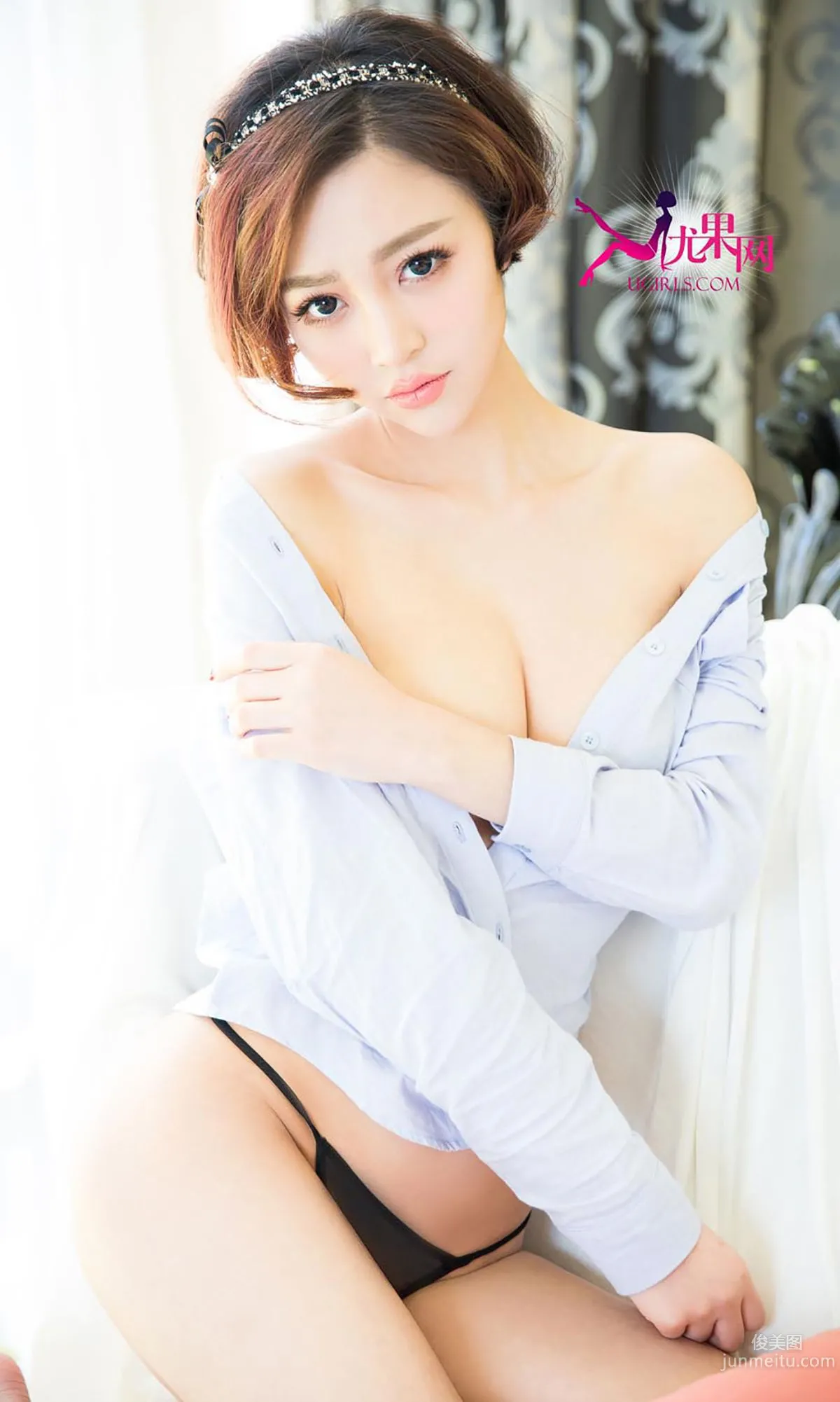 Wenjing Autism, Falling in Love with the Policewoman [Ugirls] No.327 Photo Set photo 20